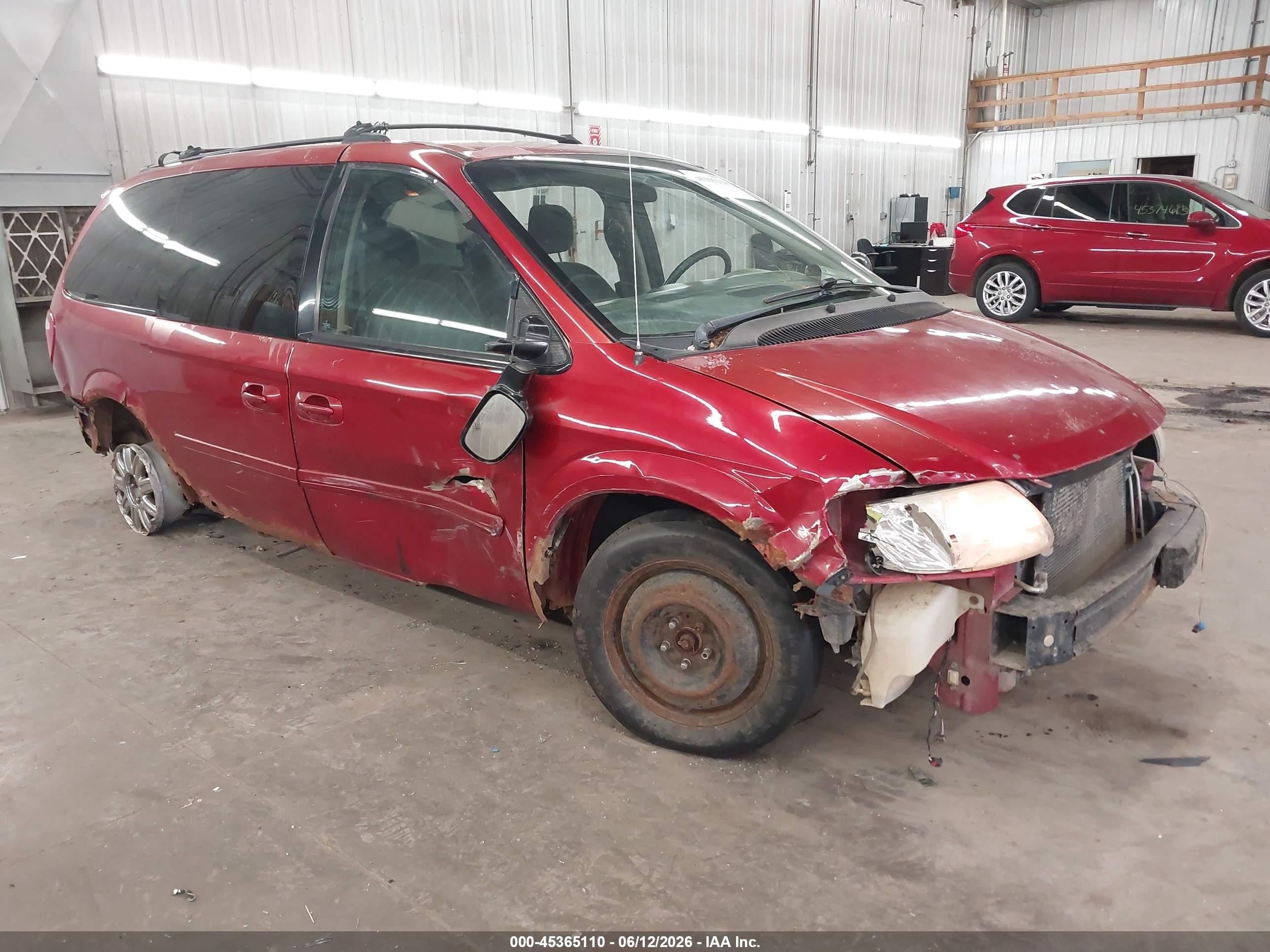 2005 Dodge Grand Caravan Sxt Red vin: 2D4GP44L55R540210