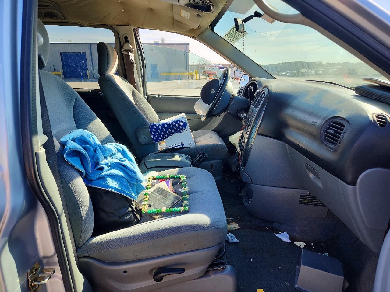2006 Dodge Grand Caravan Sxt Silver vin: 2D4GP44L56R600536