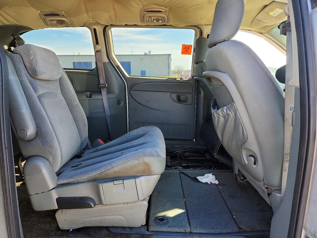 2006 Dodge Grand Caravan Sxt Silver vin: 2D4GP44L56R600536