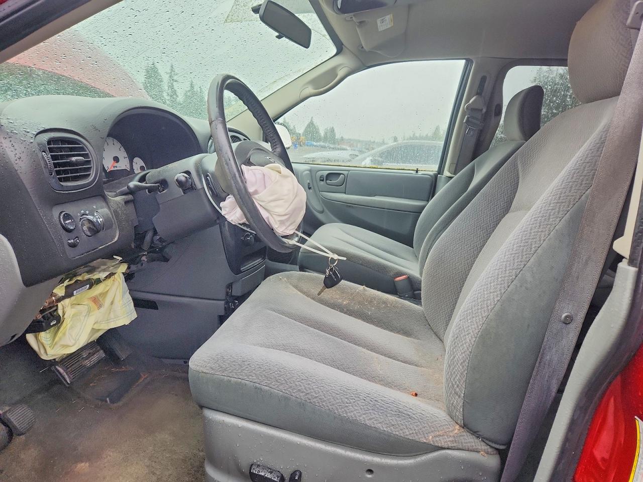 2006 Dodge Grand Caravan Sxt Red vin: 2D4GP44L56R627770