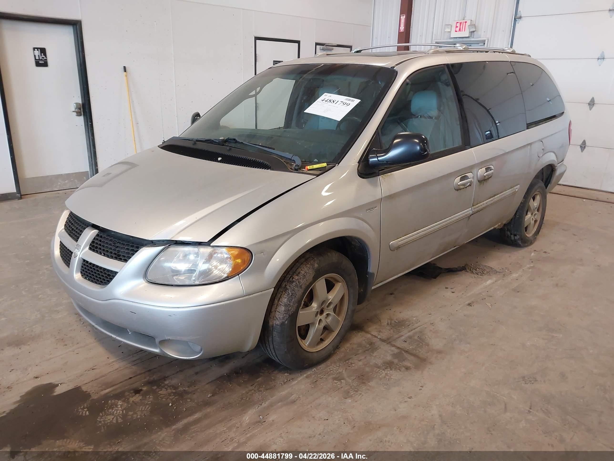 2004 Dodge Grand Caravan Sxt Silver vin: 2D4GP44L64R543518