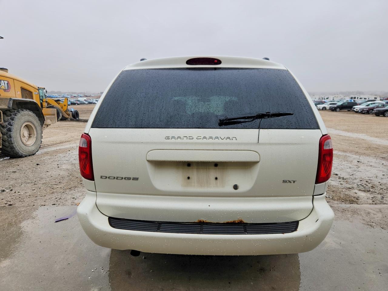 2005 Dodge Grand Caravan Sxt White vin: 2D4GP44L65R203822