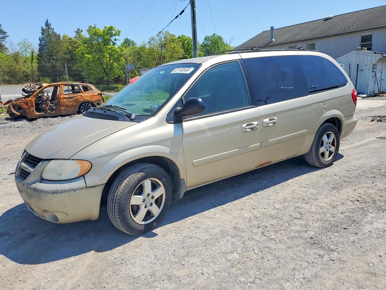 2005 Dodge Caravan Beige vin: 2D4GP44L65R373128