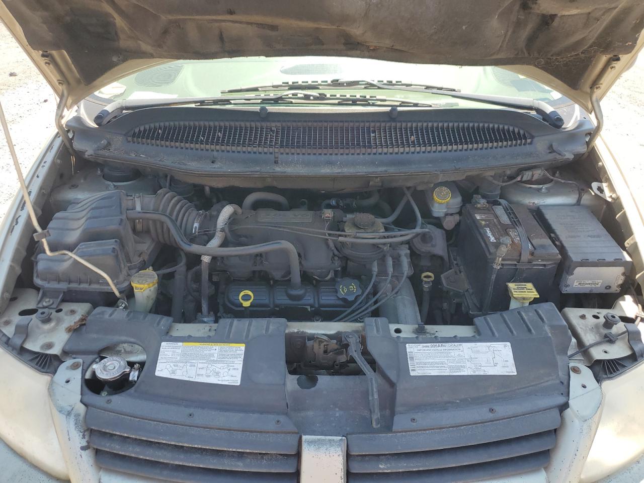 2005 Dodge Caravan Beige vin: 2D4GP44L65R373128
