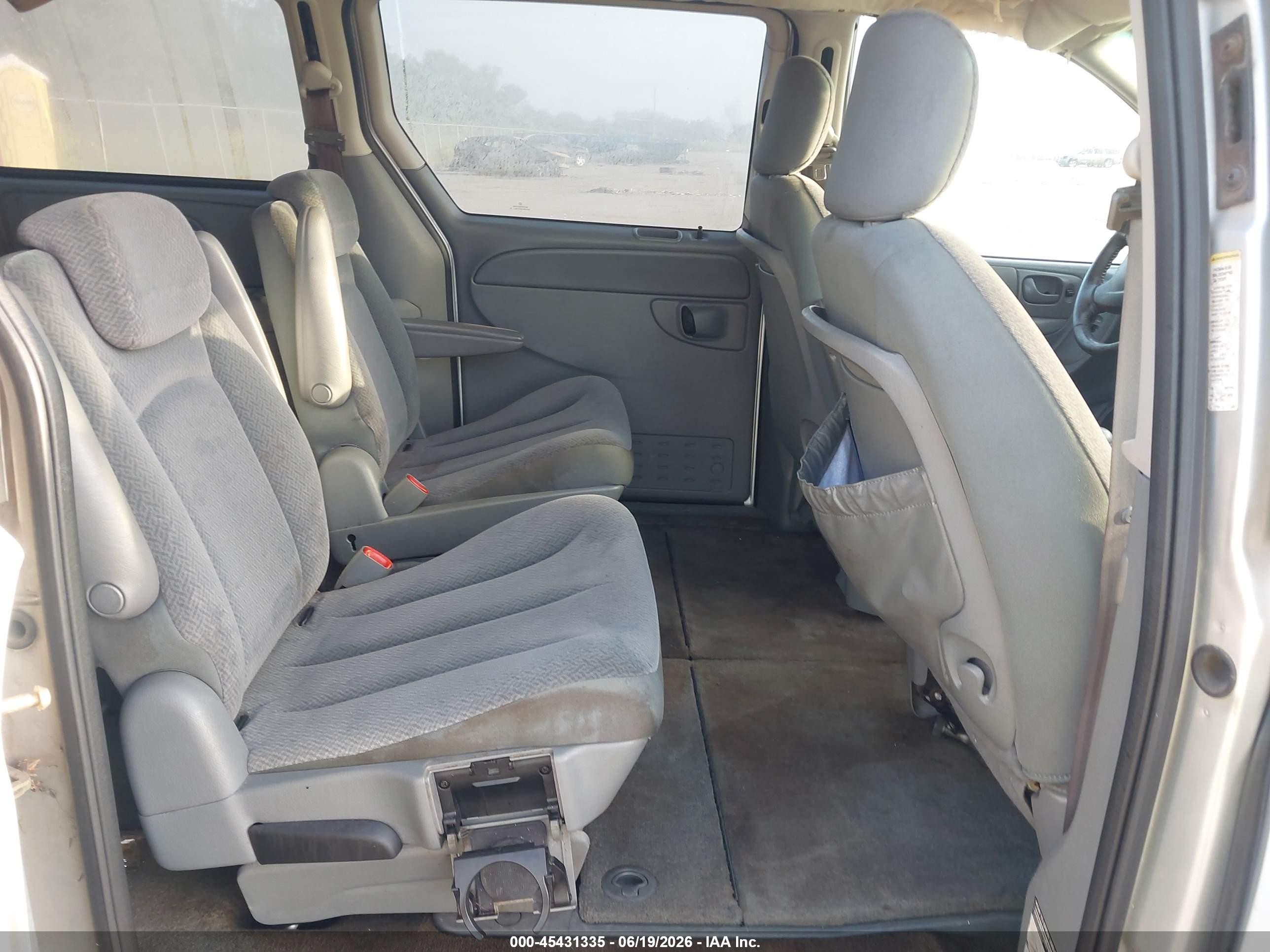 2005 Dodge Caravan Sxt Silver vin: 2D4GP44L65R462813