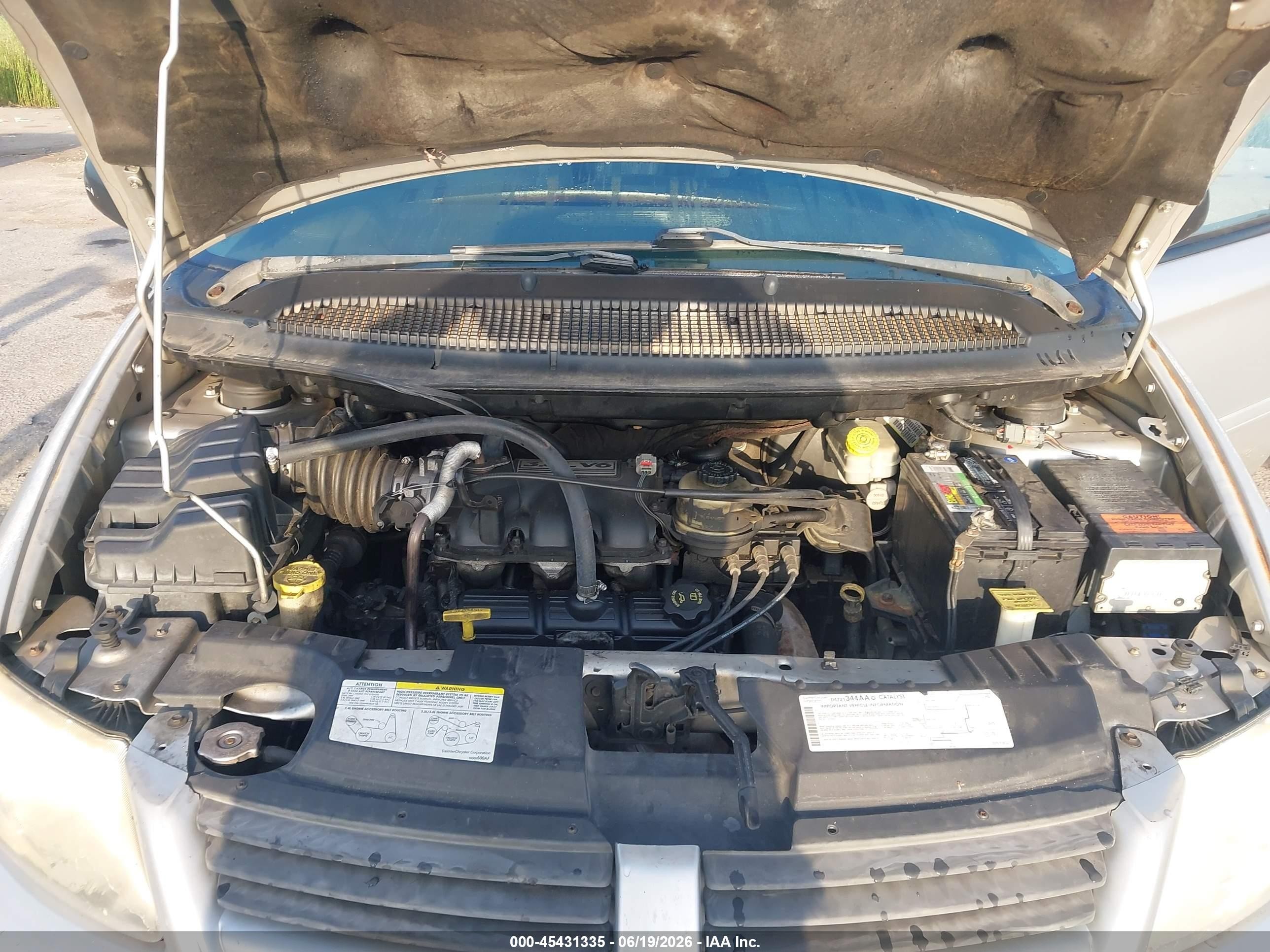 2005 Dodge Caravan Sxt Silver vin: 2D4GP44L65R462813