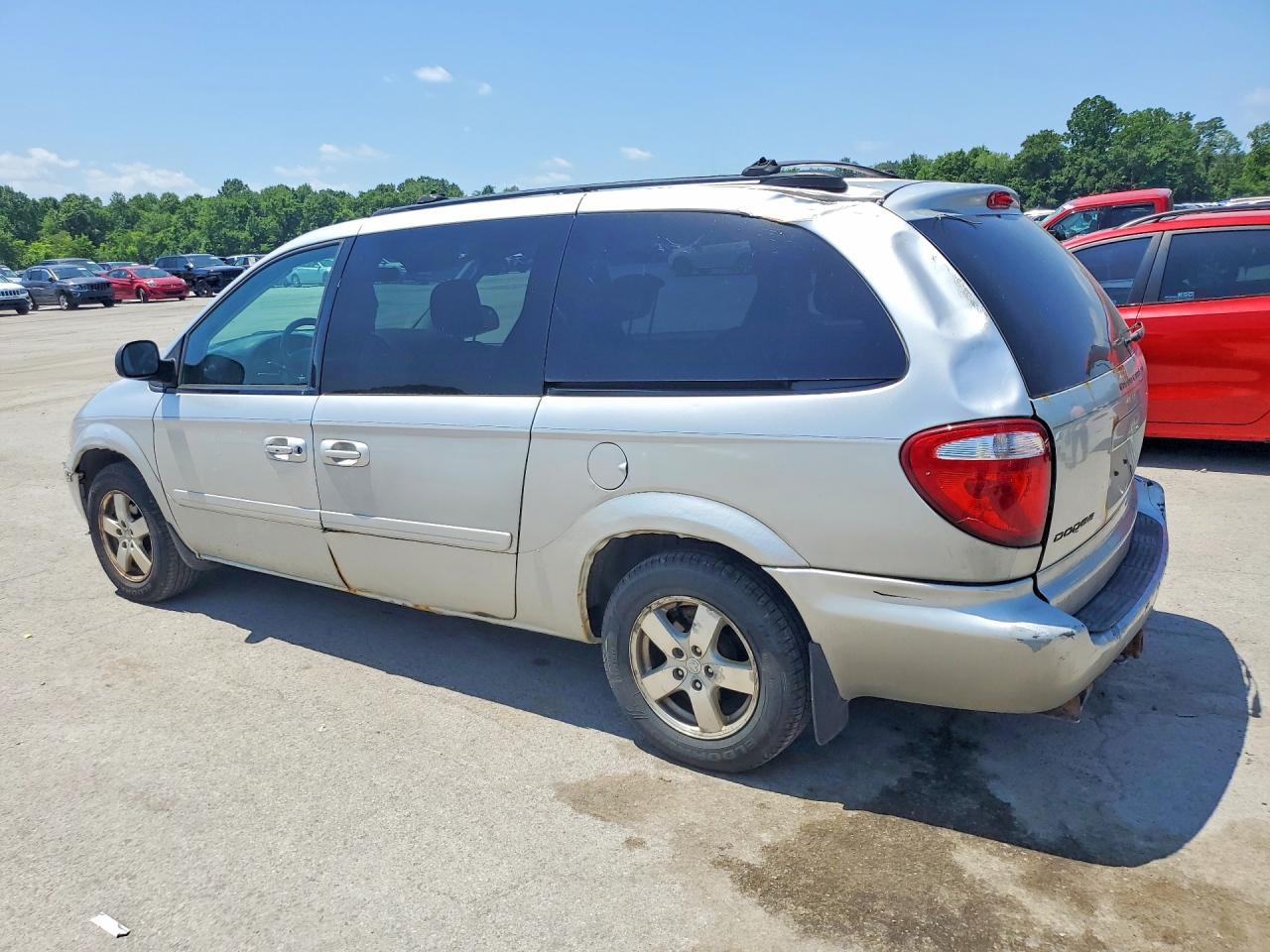 2005 Dodge Grand Caravan Sxt Silver vin: 2D4GP44L65R539681