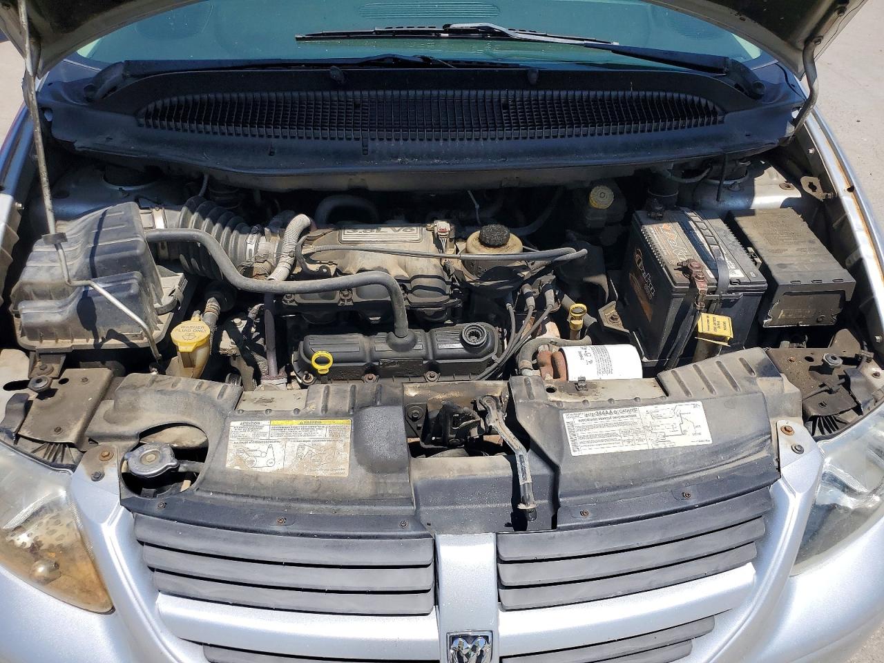 2005 Dodge Grand Caravan Sxt Silver vin: 2D4GP44L65R539681