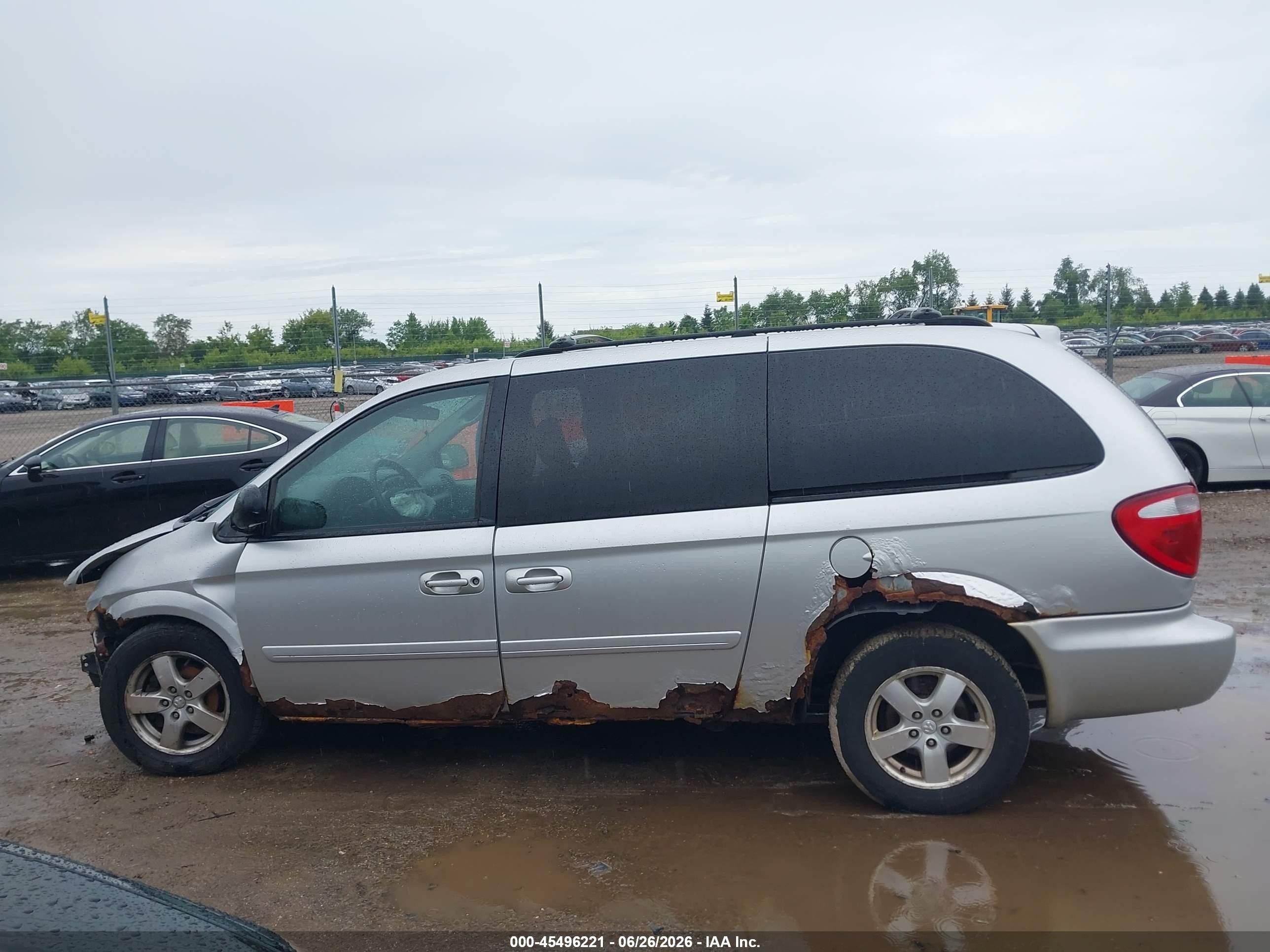 2006 Dodge Grand Caravan Sxt Silver vin: 2D4GP44L66R788855