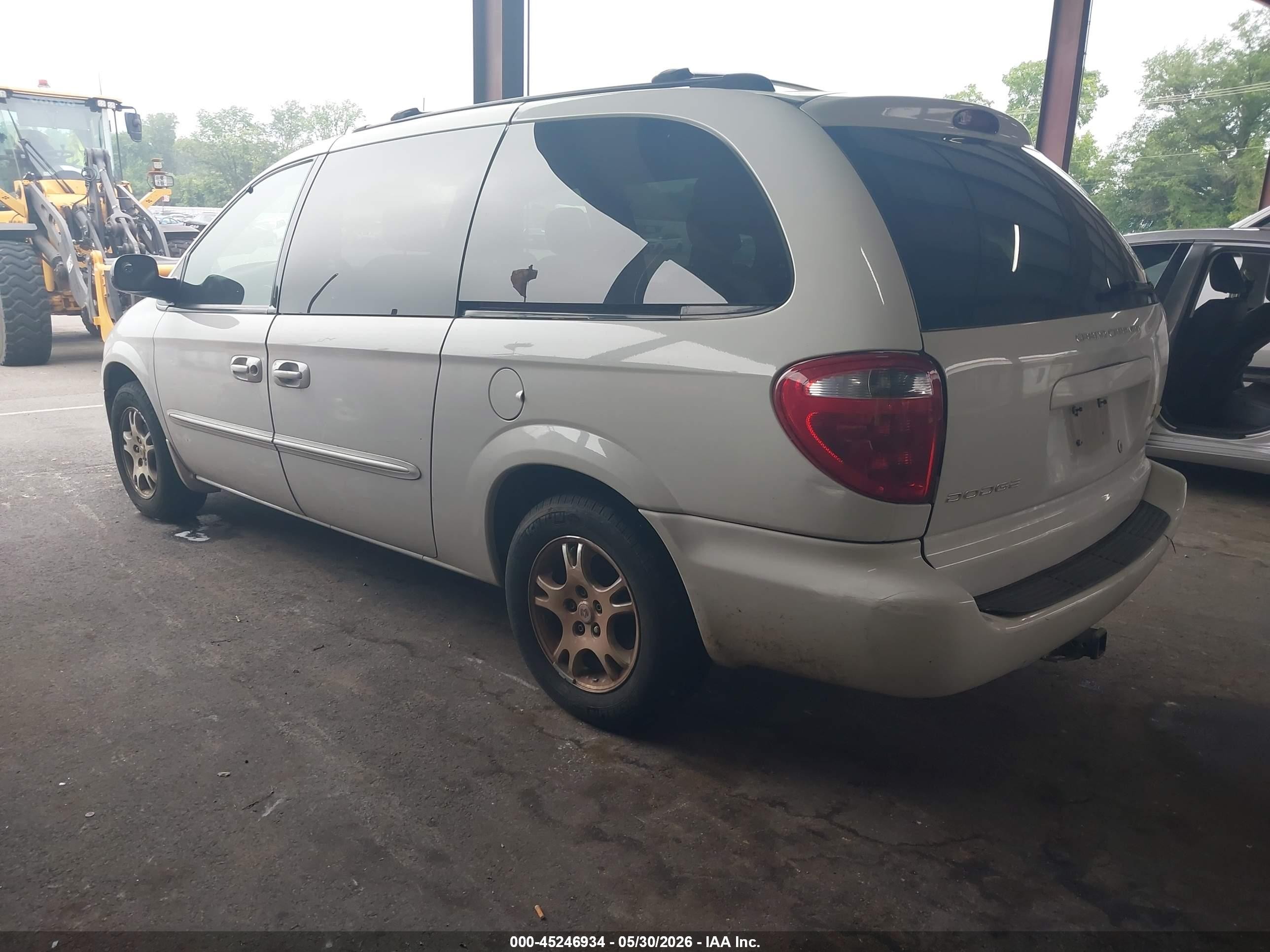 2003 Dodge Grand Caravan Sport Белый vin: 2D4GP44L73R256168