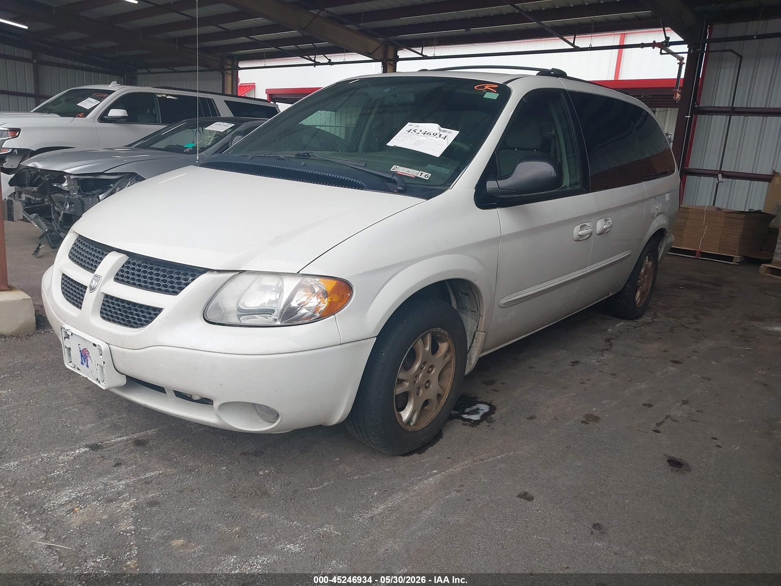 2003 Dodge Grand Caravan Sport Белый vin: 2D4GP44L73R256168