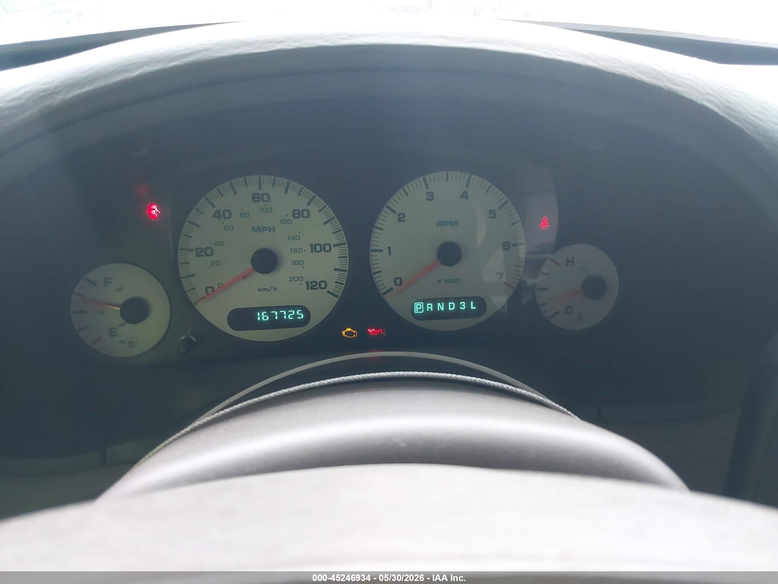 2003 Dodge Grand Caravan Sport Белый vin: 2D4GP44L73R256168