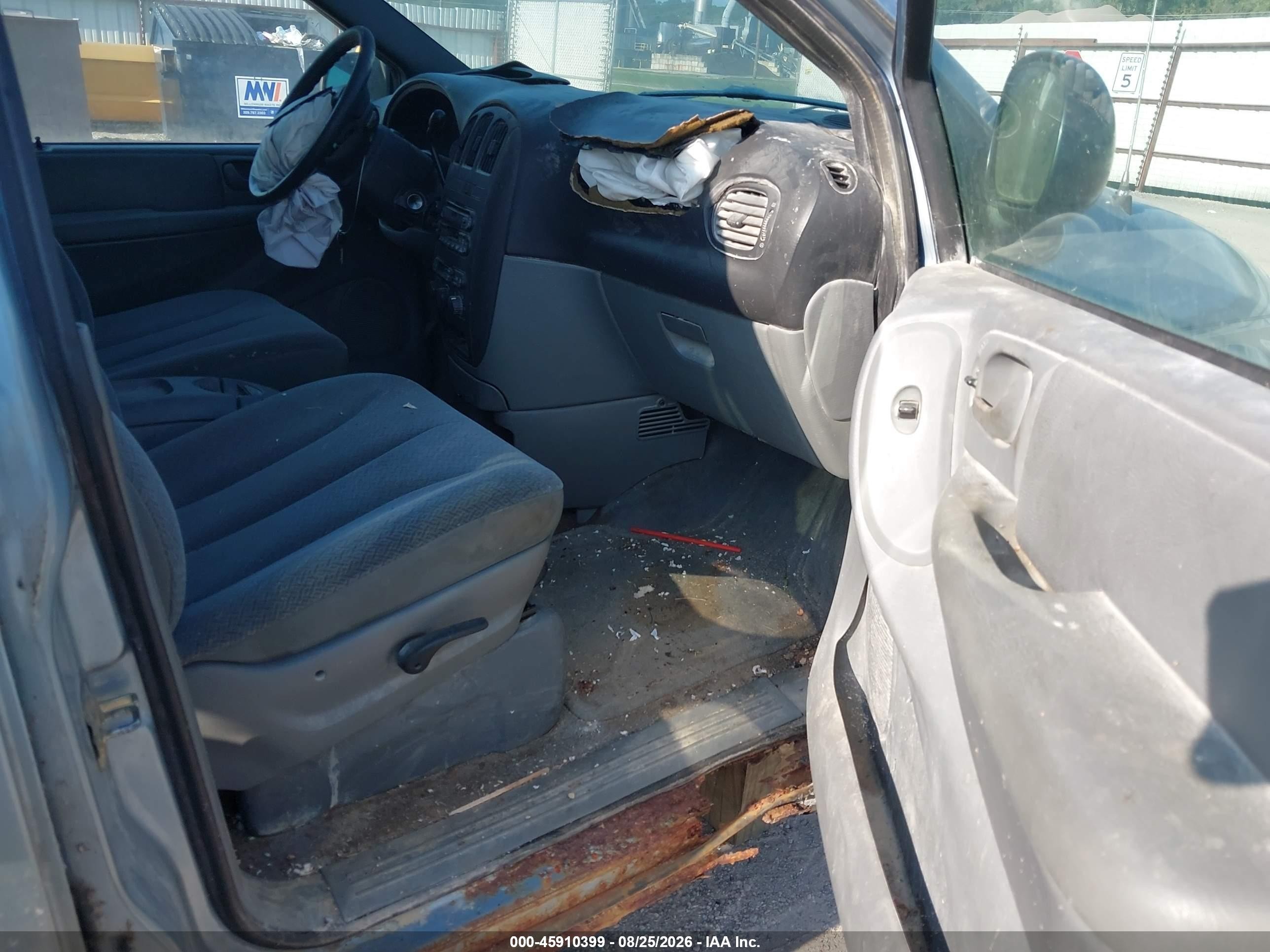 2004 Dodge Grand Caravan Sxt Blue vin: 2D4GP44L74R506350