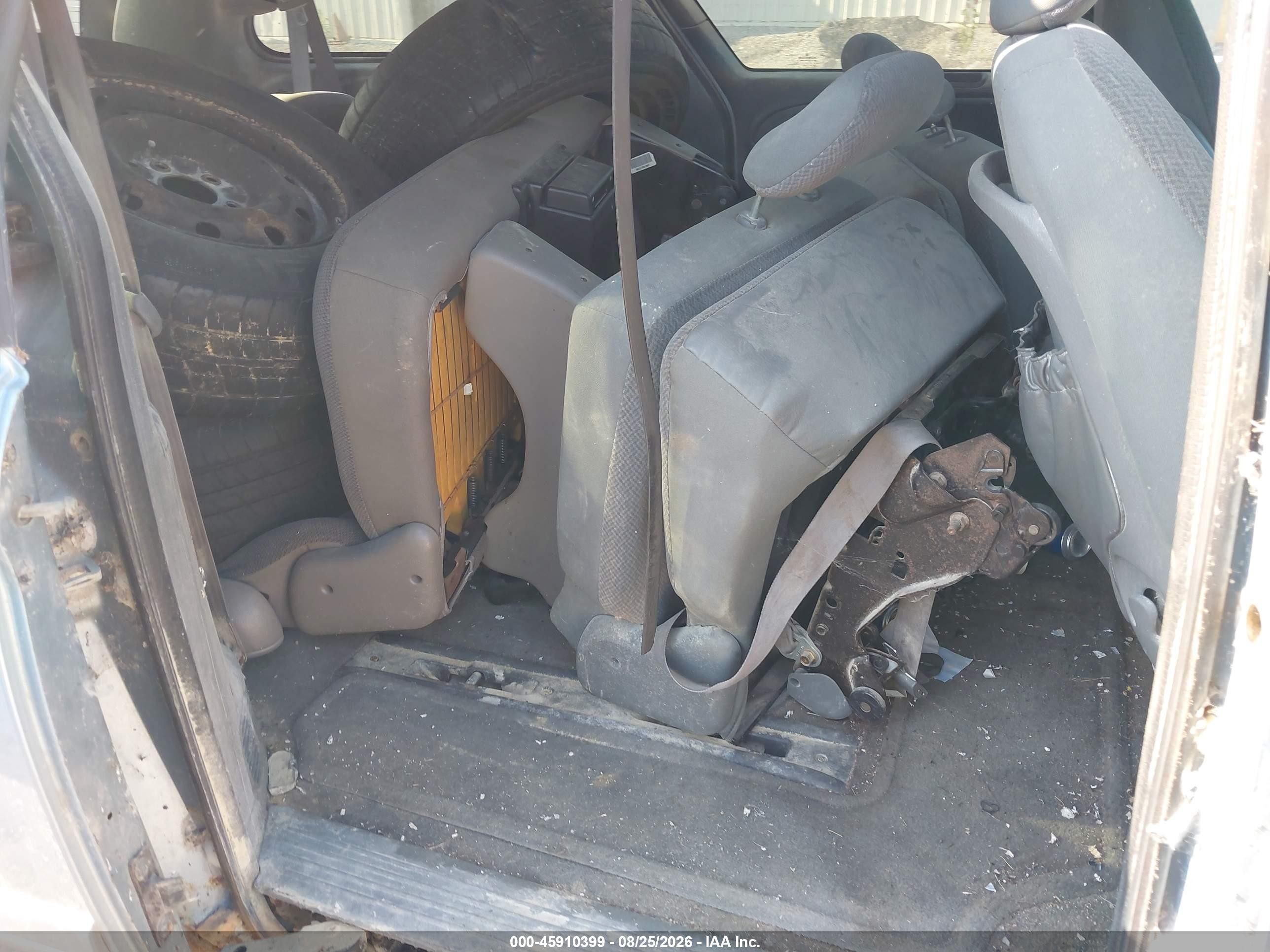 2004 Dodge Grand Caravan Sxt Blue vin: 2D4GP44L74R506350