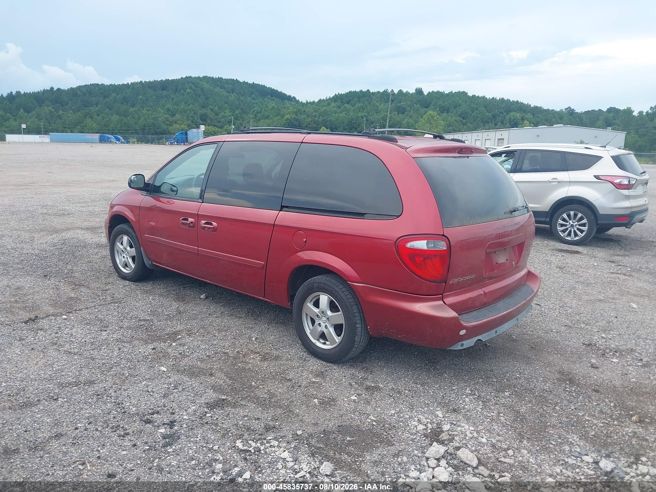 2005 Dodge Grand Caravan Sxt Red vin: 2D4GP44L75R471925