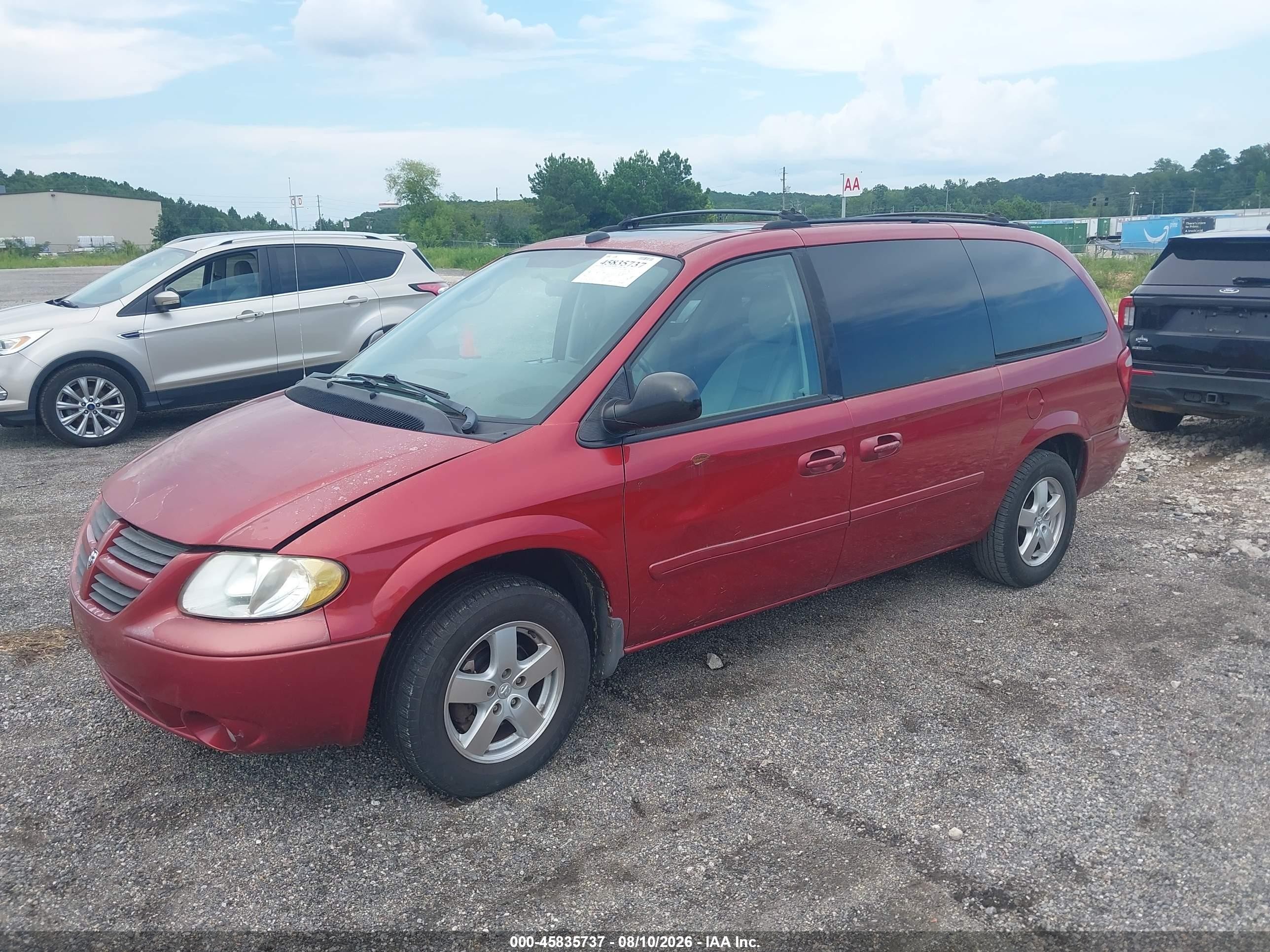2005 Dodge Grand Caravan Sxt Red vin: 2D4GP44L75R471925