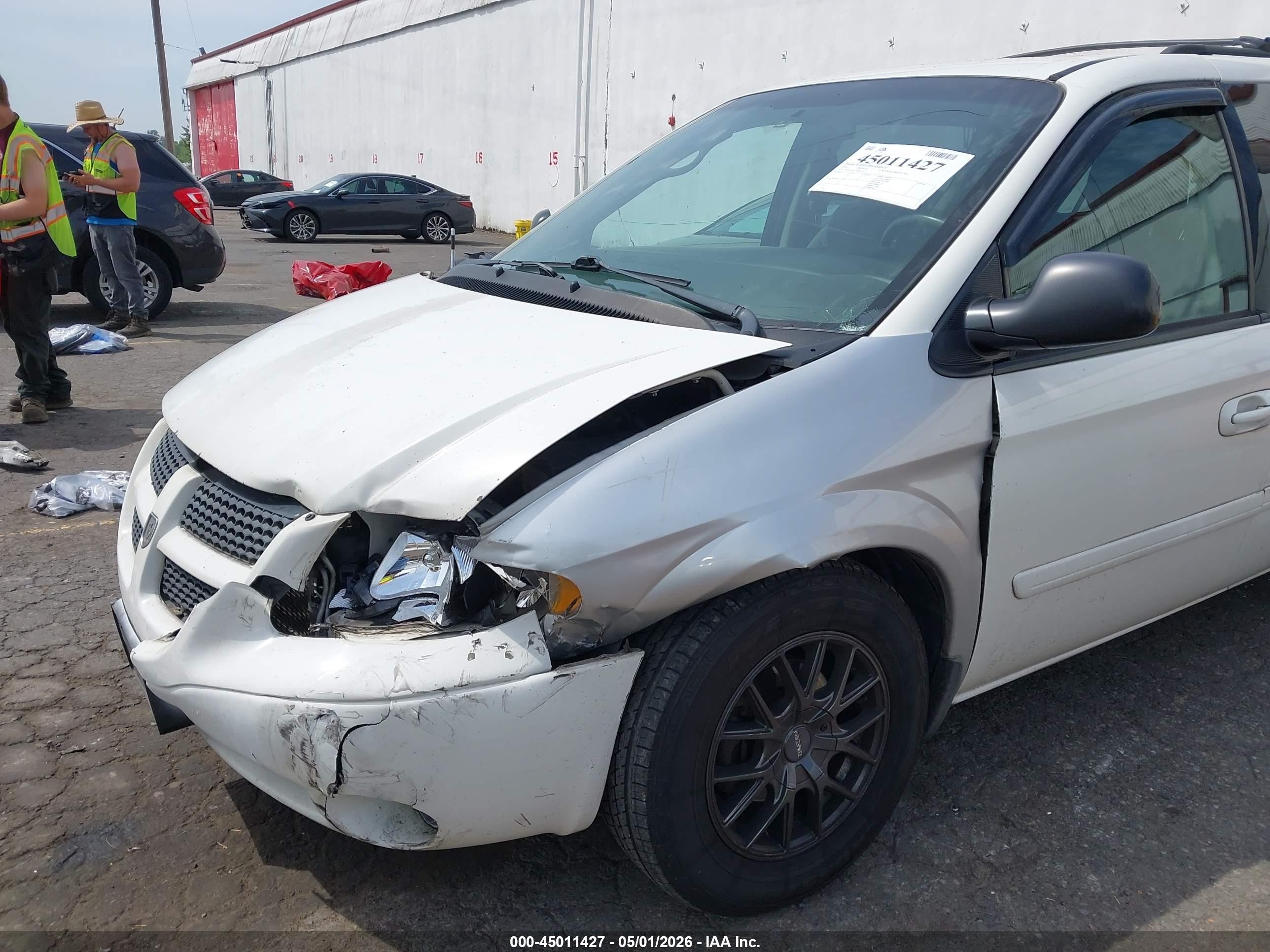 2006 Dodge Grand Caravan Sxt White vin: 2D4GP44L76R816212
