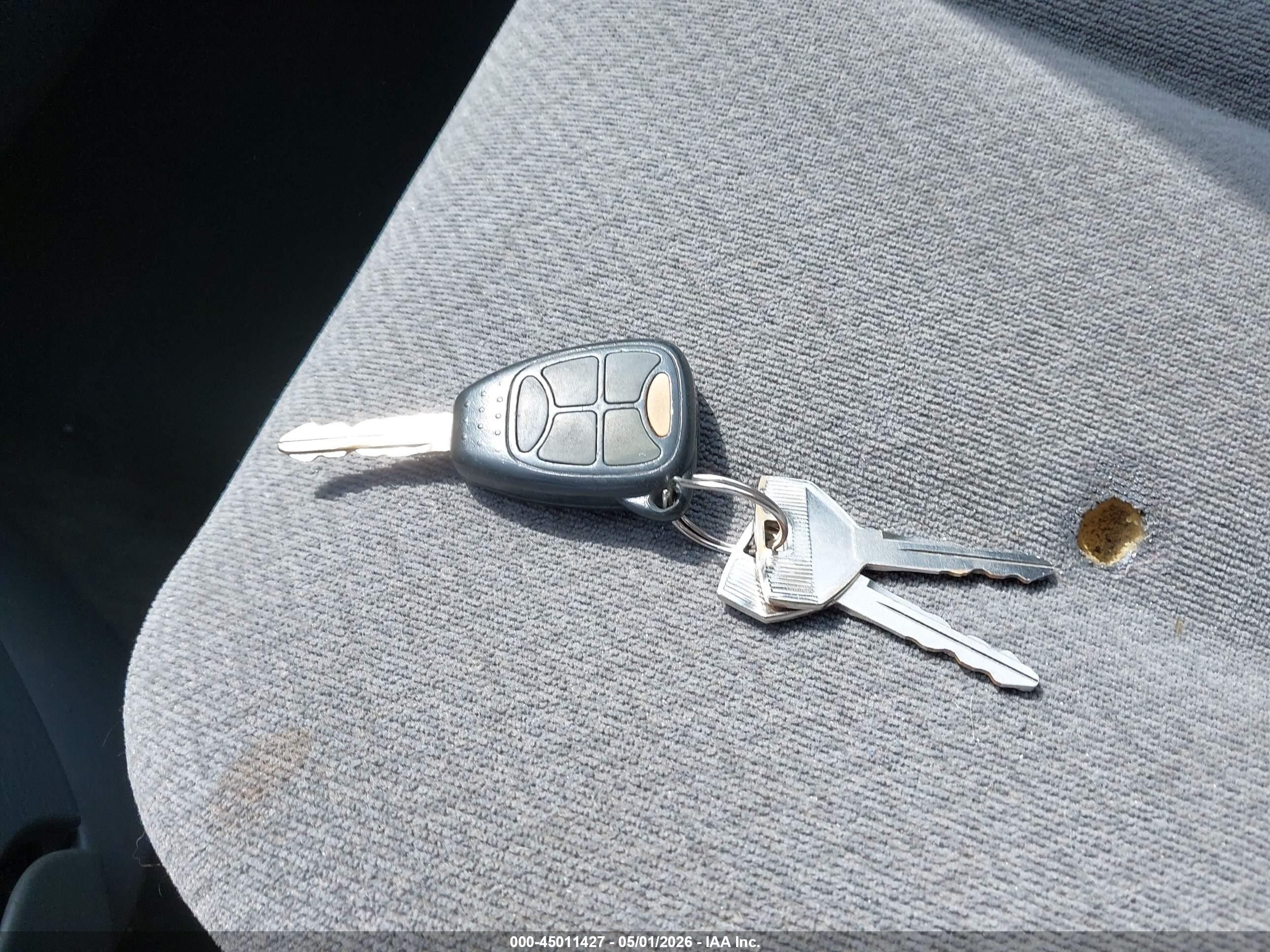 2006 Dodge Grand Caravan Sxt White vin: 2D4GP44L76R816212