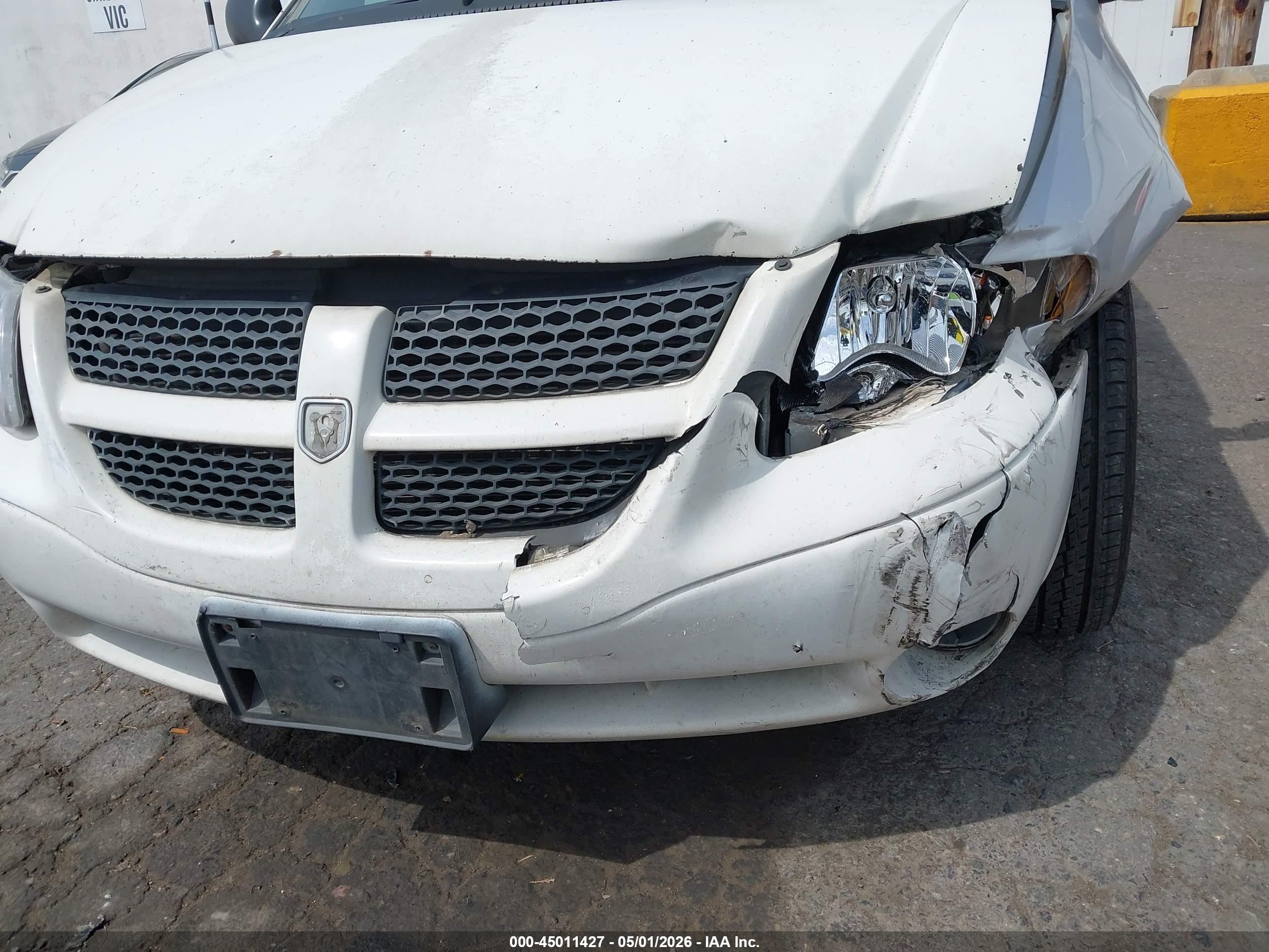 2006 Dodge Grand Caravan Sxt White vin: 2D4GP44L76R816212