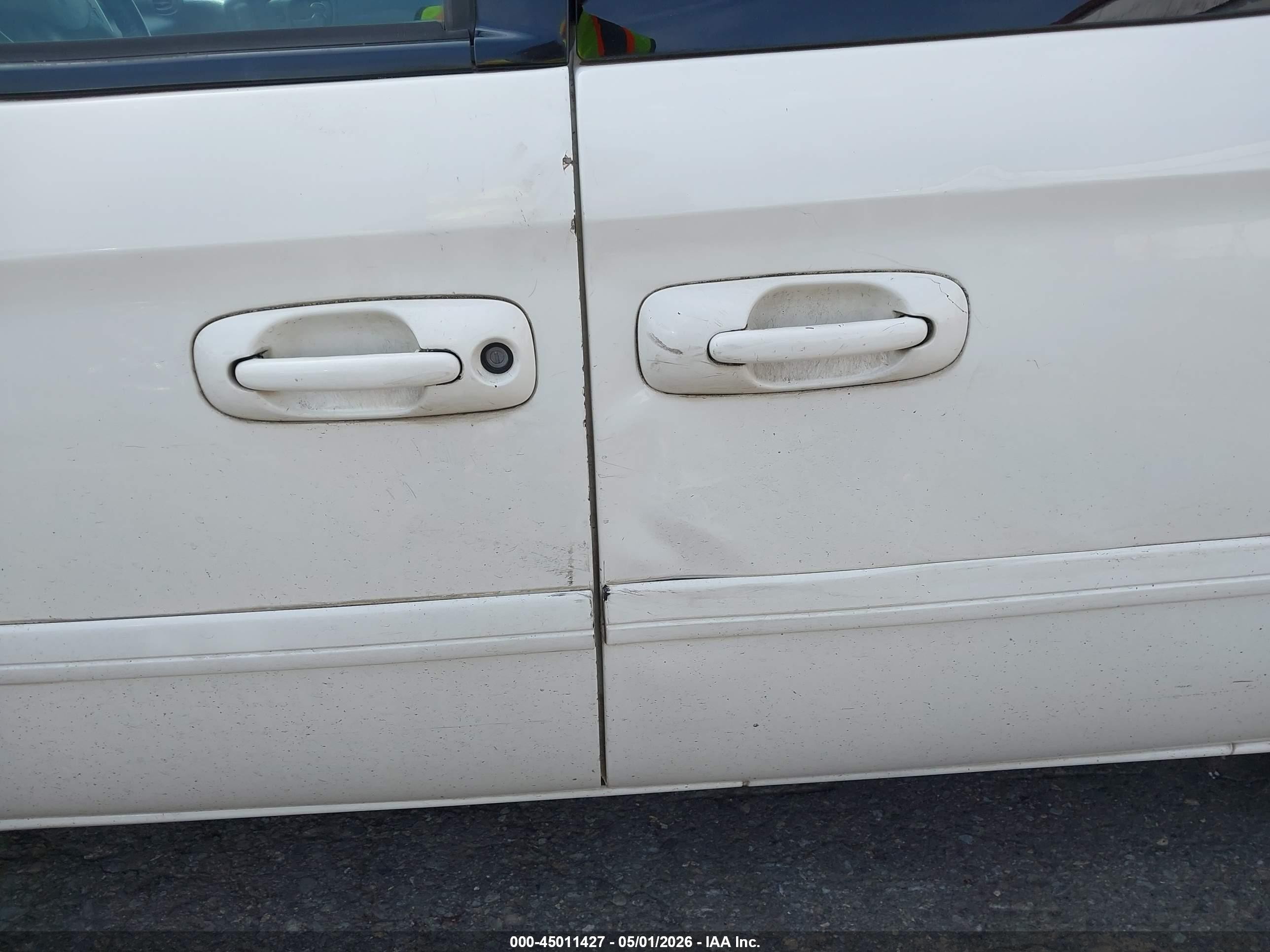 2006 Dodge Grand Caravan Sxt White vin: 2D4GP44L76R816212