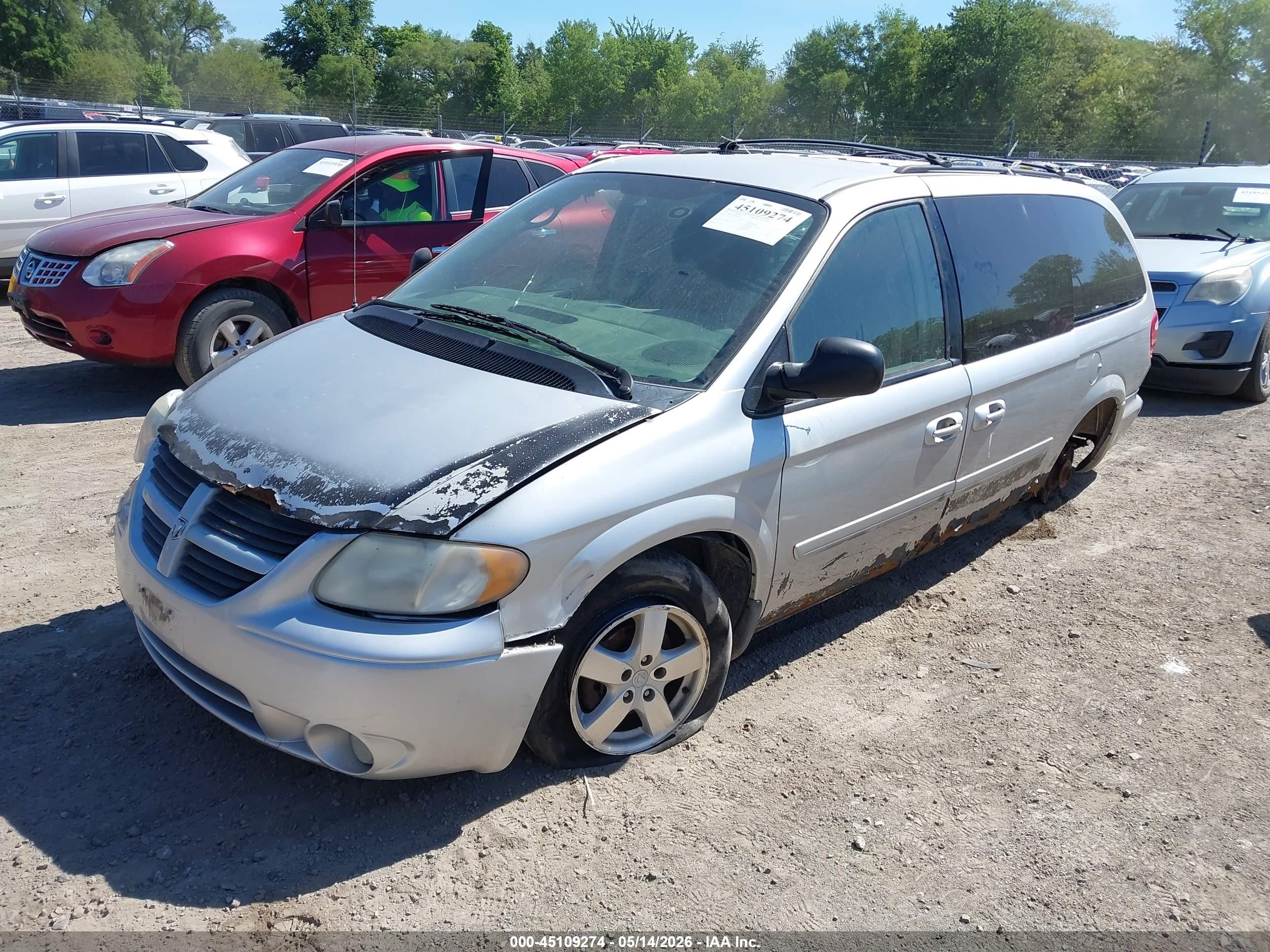 2007 Dodge Grand Caravan Sxt Silver vin: 2D4GP44L77R105742