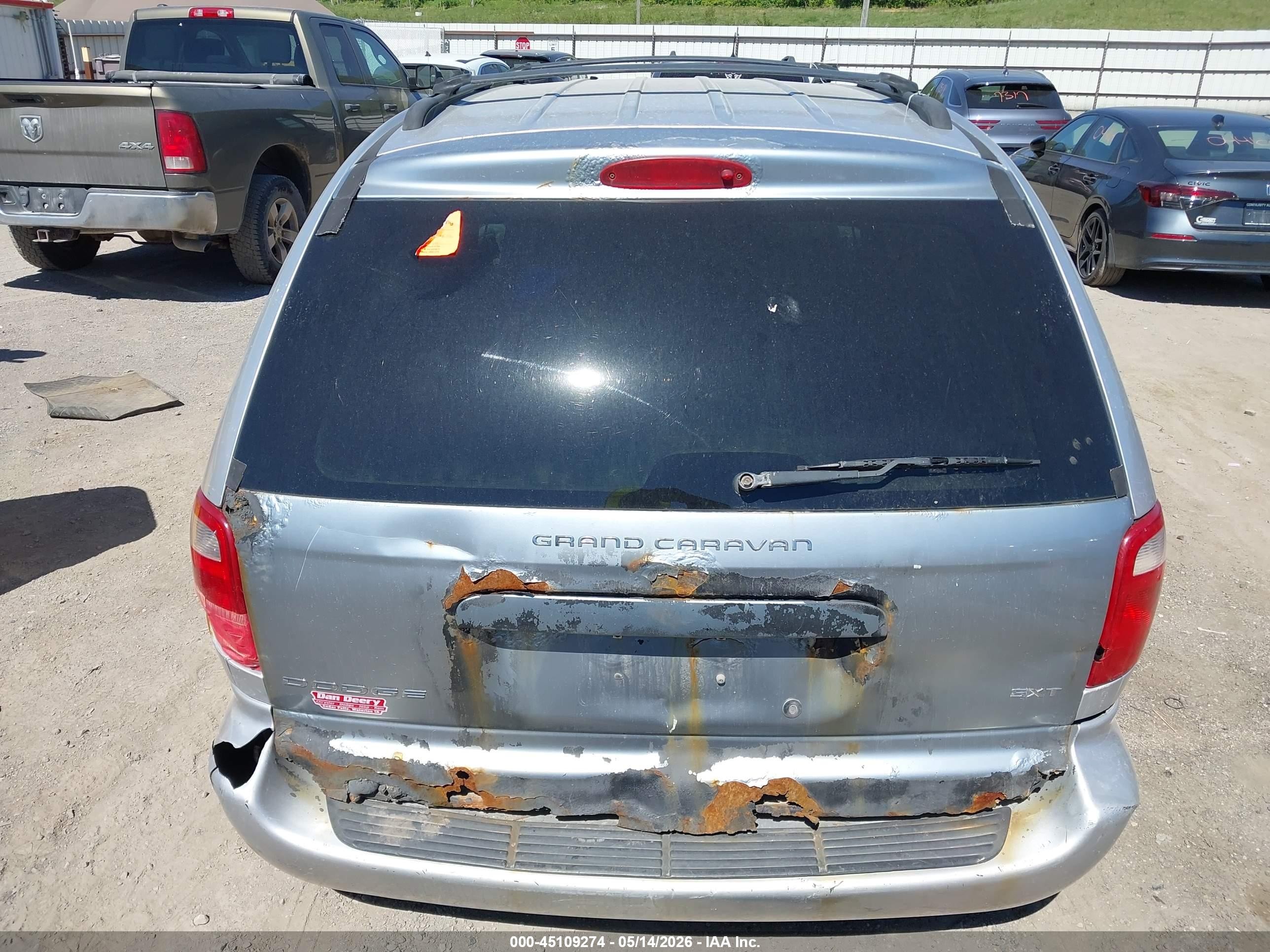 2007 Dodge Grand Caravan Sxt Silver vin: 2D4GP44L77R105742