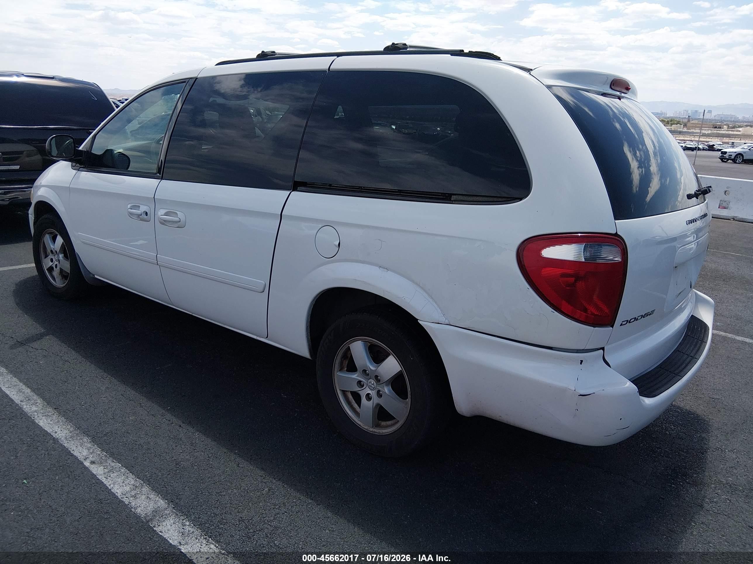 2007 Dodge Grand Caravan Sxt White vin: 2D4GP44L77R118099