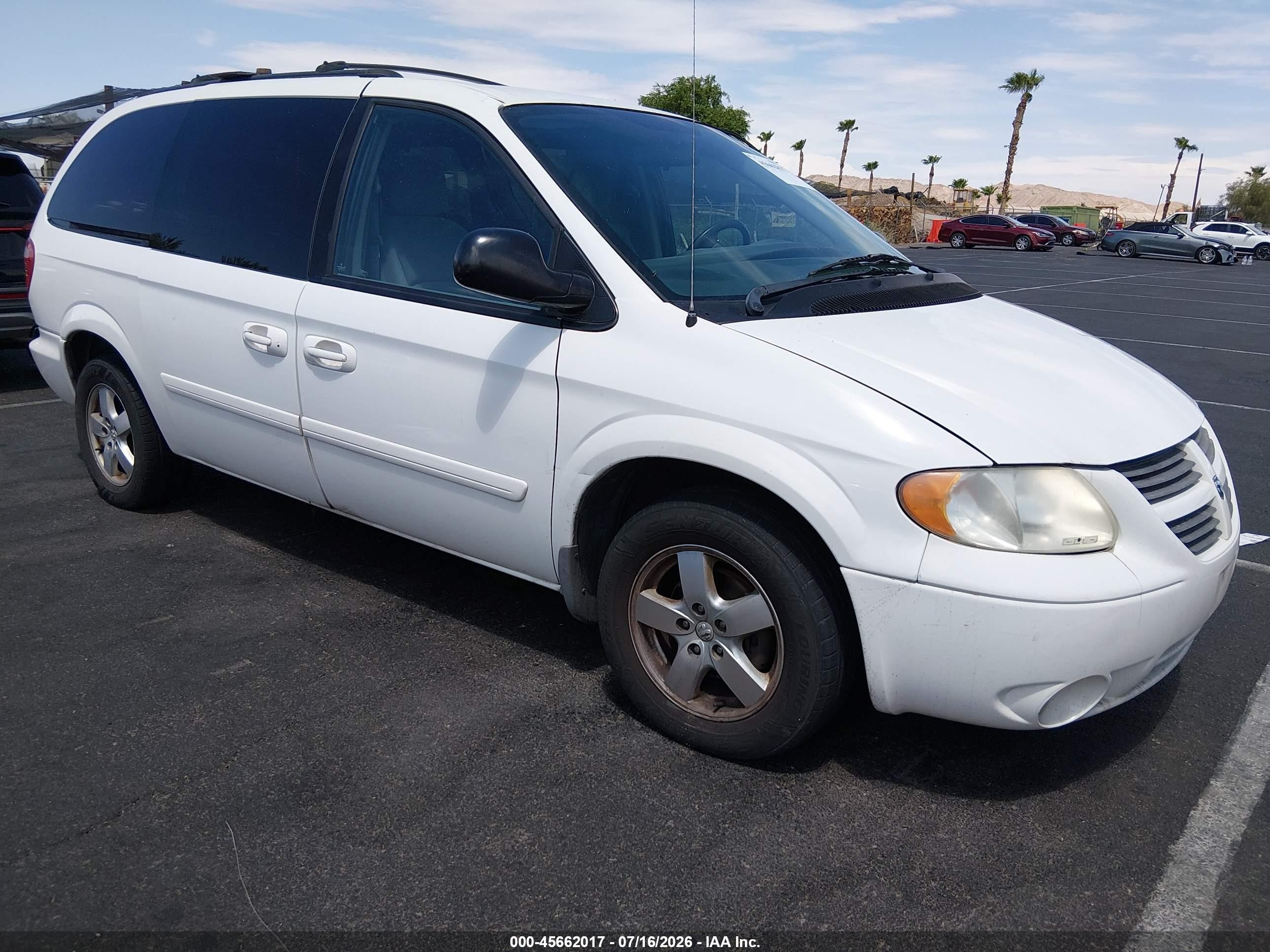 2007 Dodge Grand Caravan Sxt White vin: 2D4GP44L77R118099
