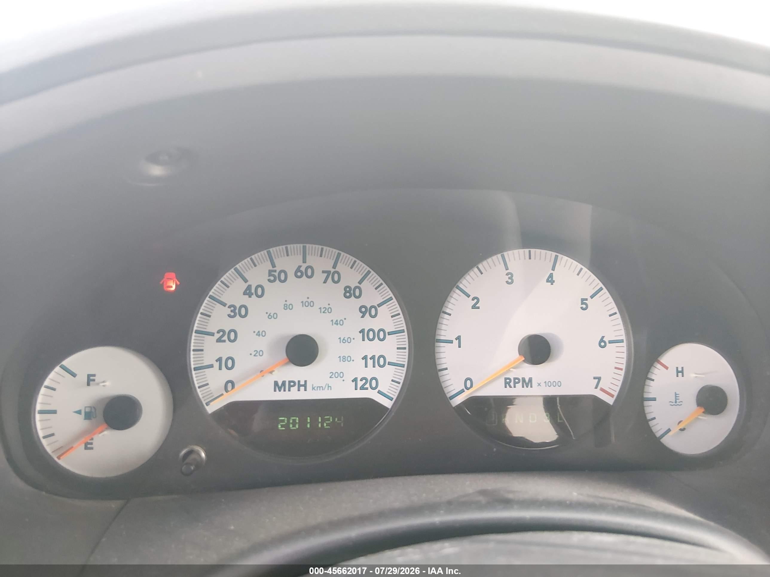 2007 Dodge Grand Caravan Sxt White vin: 2D4GP44L77R118099