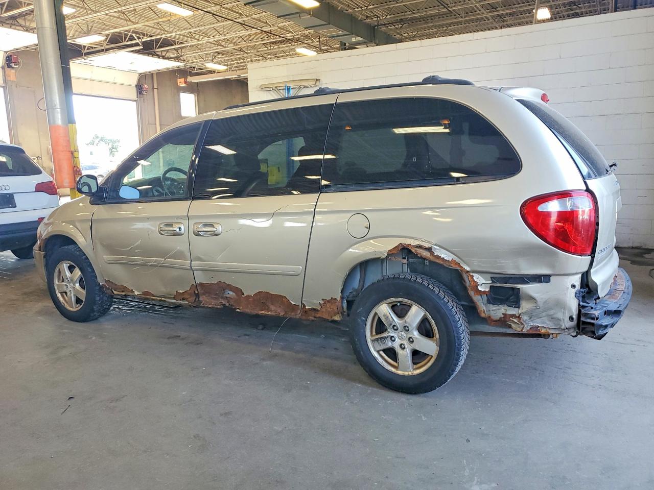 2007 Dodge Grand Caravan Sxt Gold vin: 2D4GP44L77R227310
