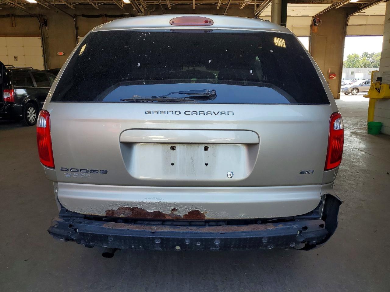 2007 Dodge Grand Caravan Sxt Gold vin: 2D4GP44L77R227310
