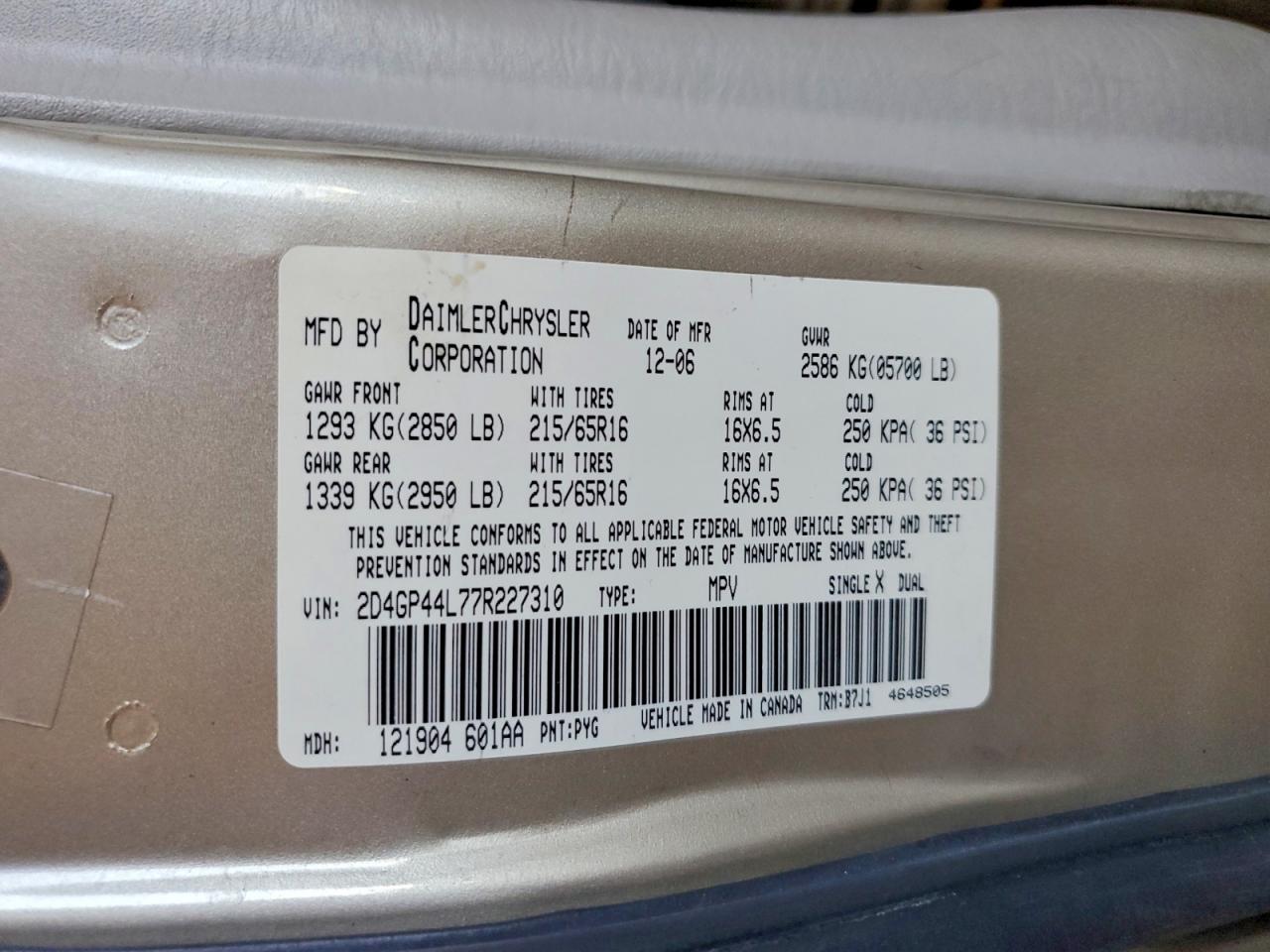 2007 Dodge Grand Caravan Sxt Gold vin: 2D4GP44L77R227310