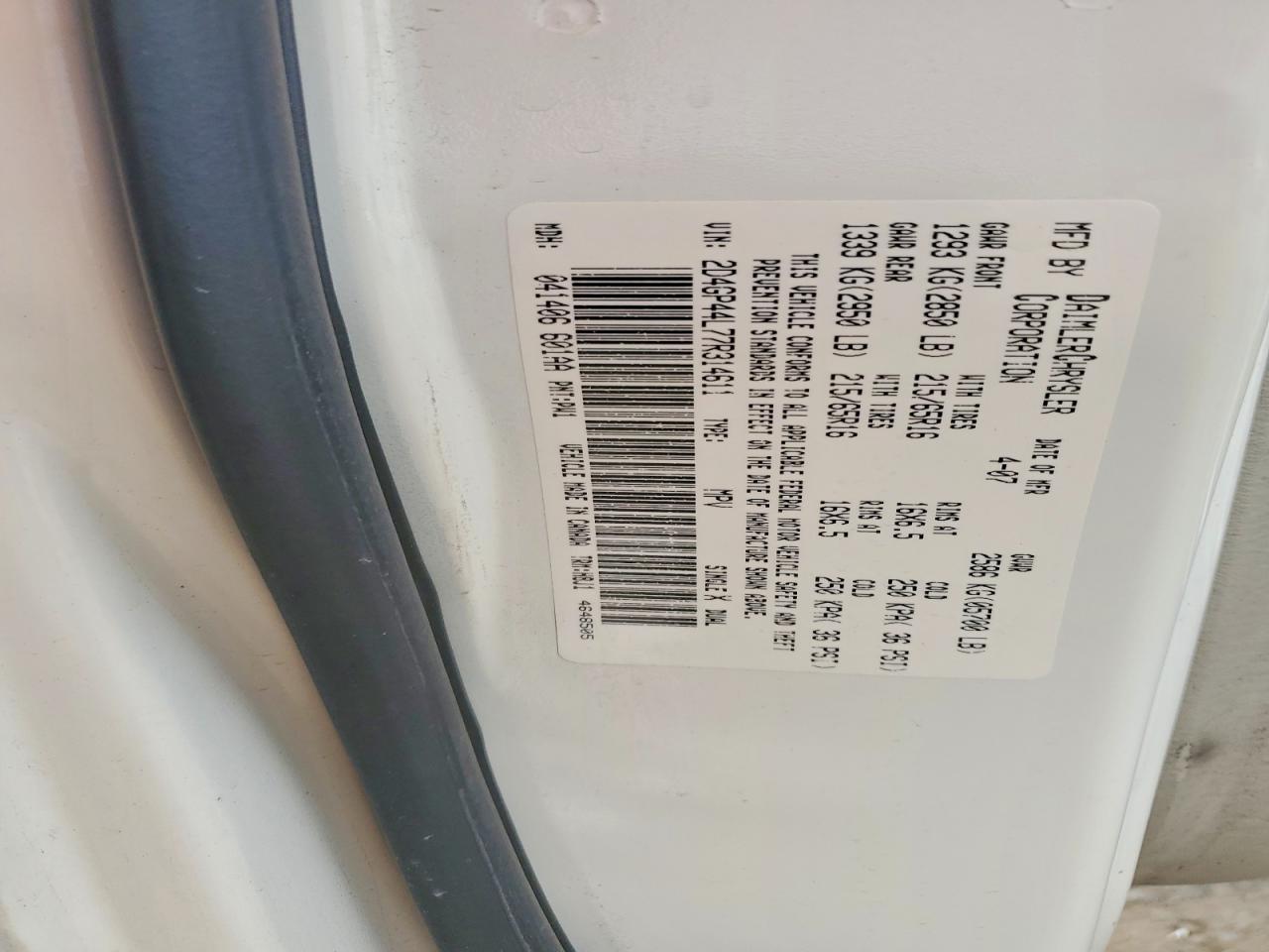 2007 Dodge Grand Caravan Sxt White vin: 2D4GP44L77R314611