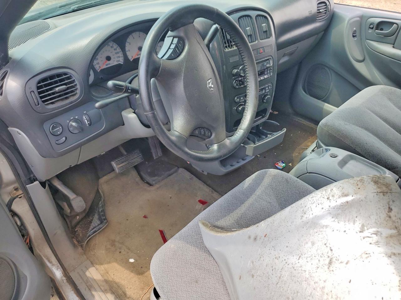 2005 Dodge Grand Caravan Sxt Серебряный vin: 2D4GP44L85R129626