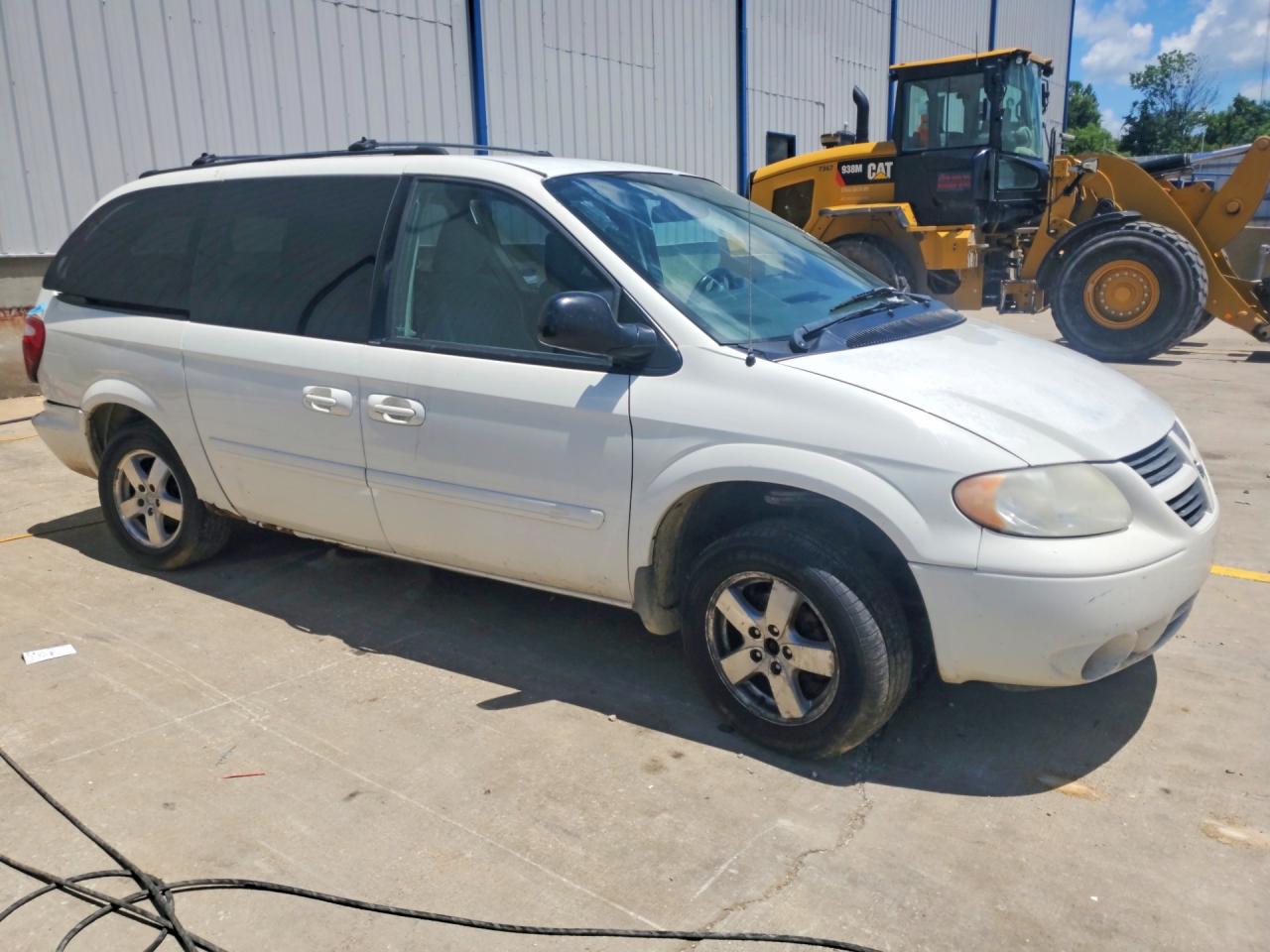 2005 Dodge Grand Caravan Sxt White vin: 2D4GP44L85R531727