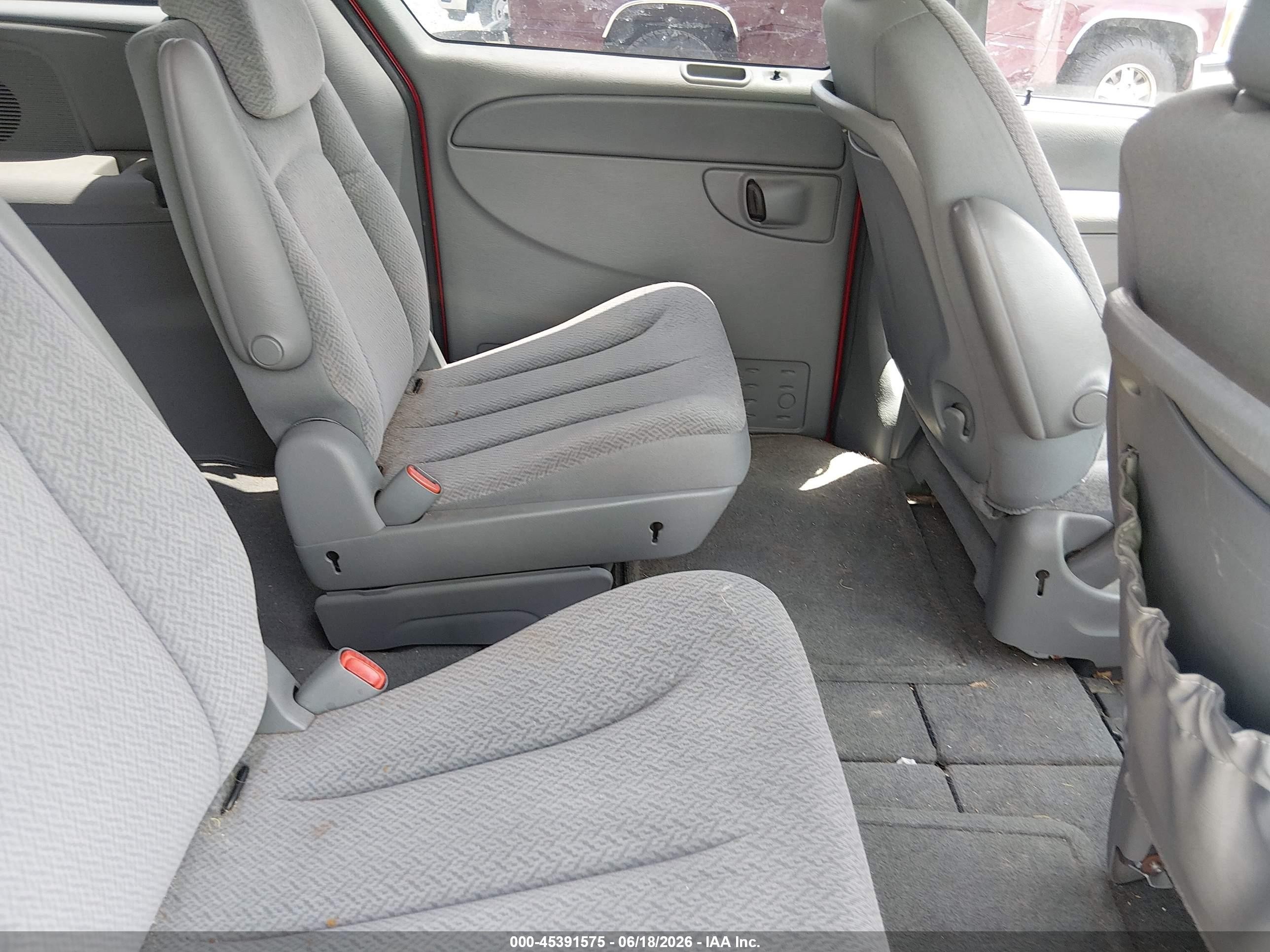 2005 Dodge Caravan Sxt Red vin: 2D4GP44L85R558832