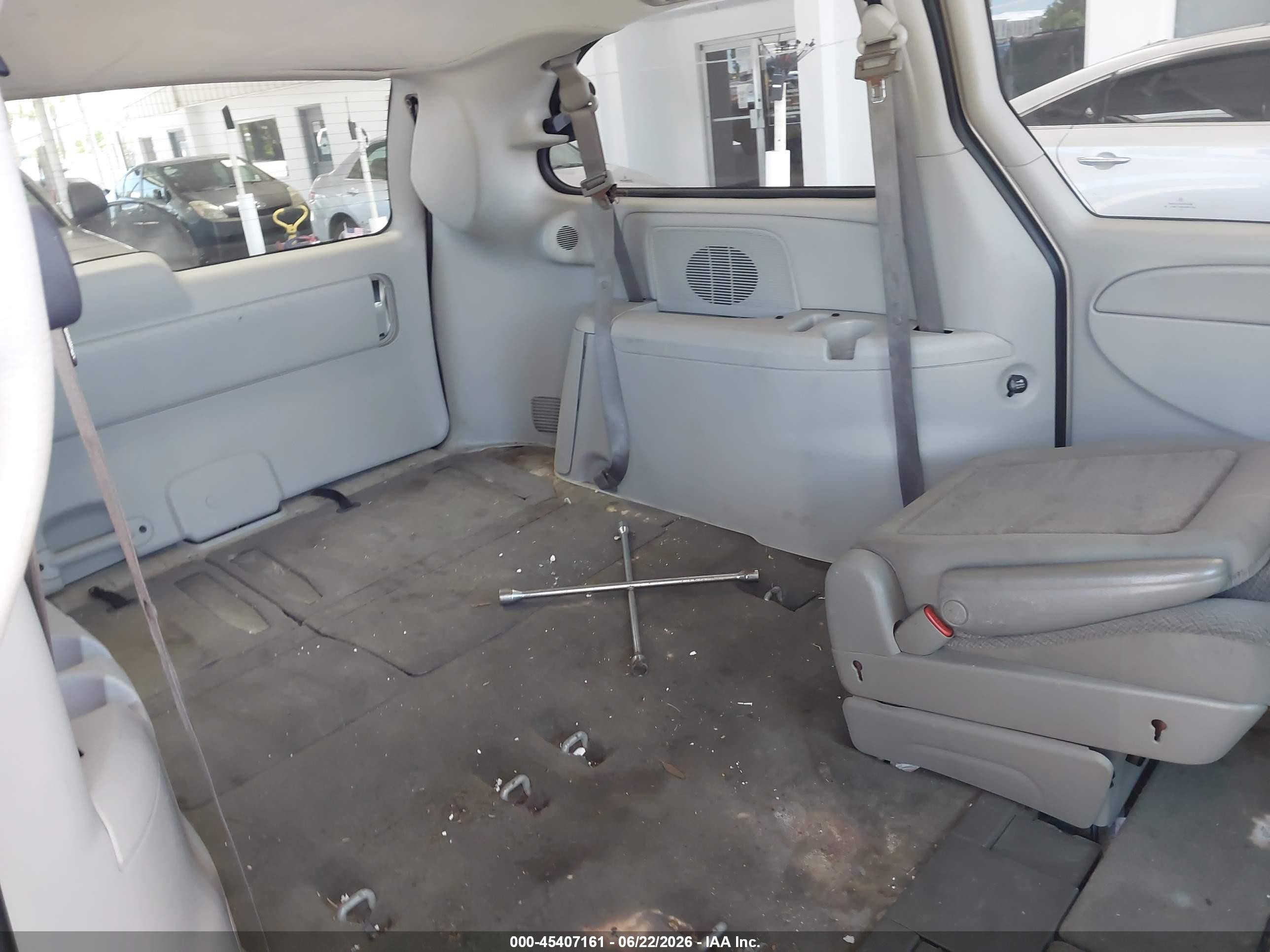 2006 Dodge Grand Caravan Sxt Gold vin: 2D4GP44L86R641596