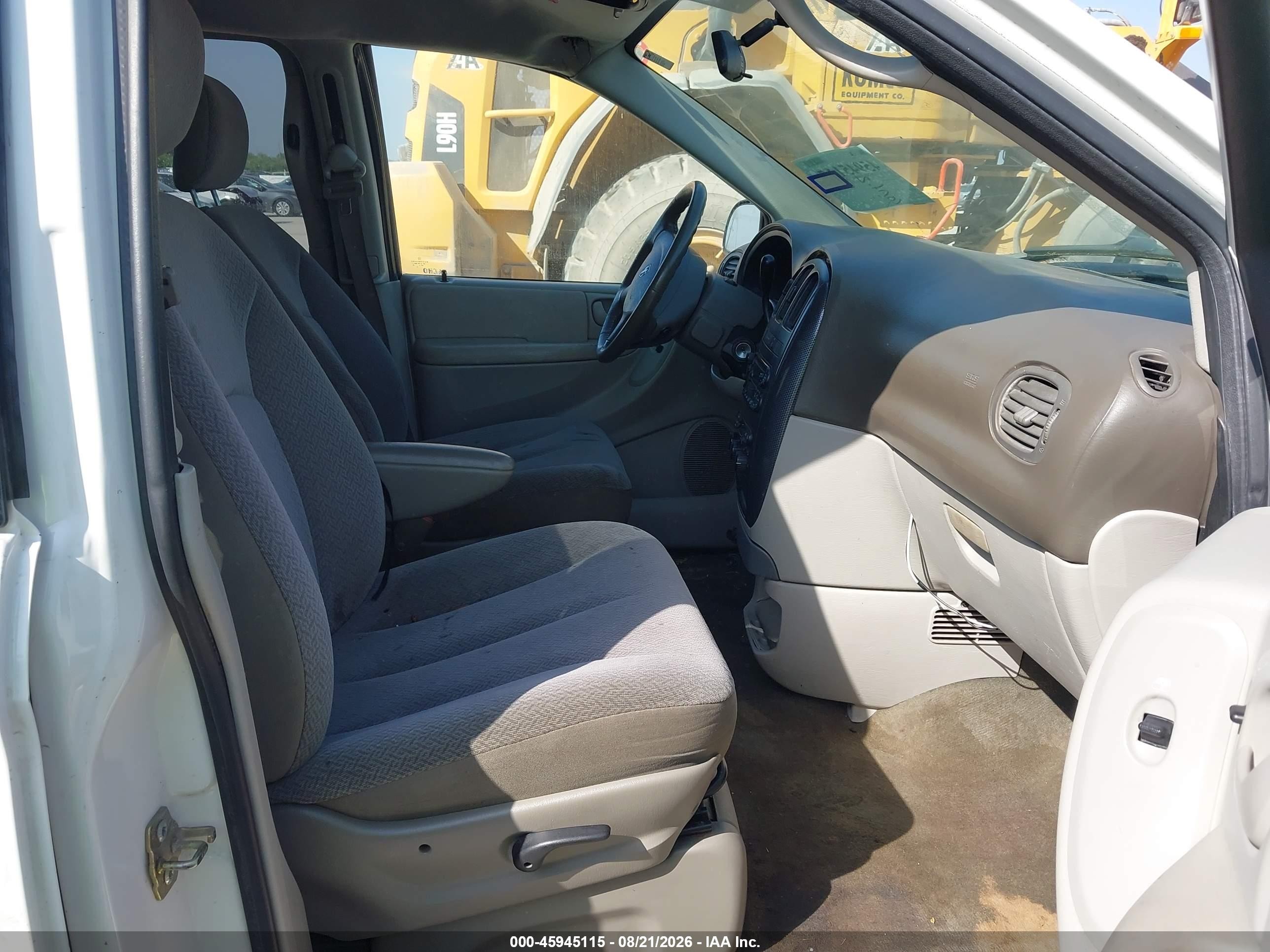 2006 Dodge Grand Caravan Sxt White vin: 2D4GP44L86R662805