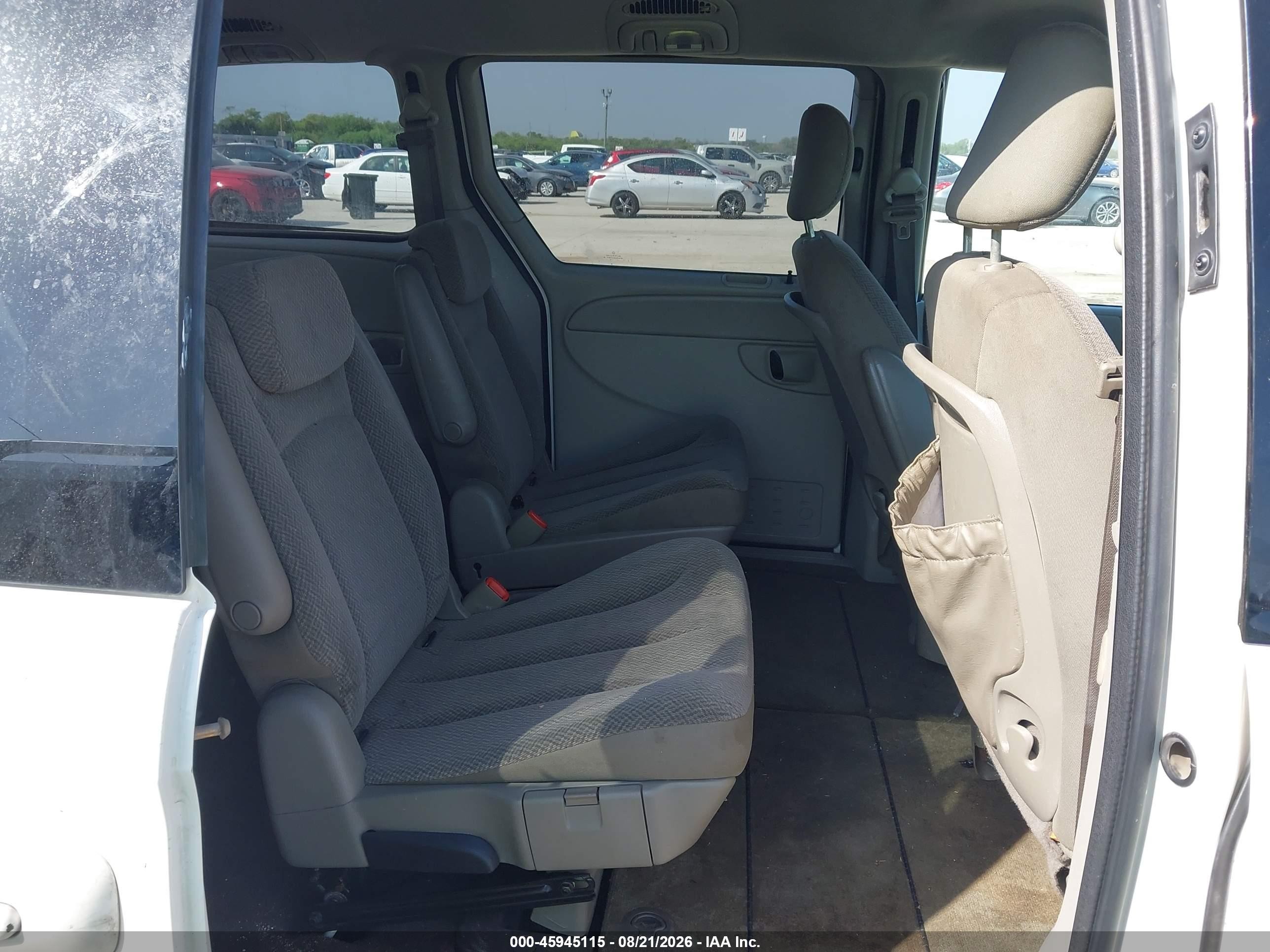 2006 Dodge Grand Caravan Sxt White vin: 2D4GP44L86R662805