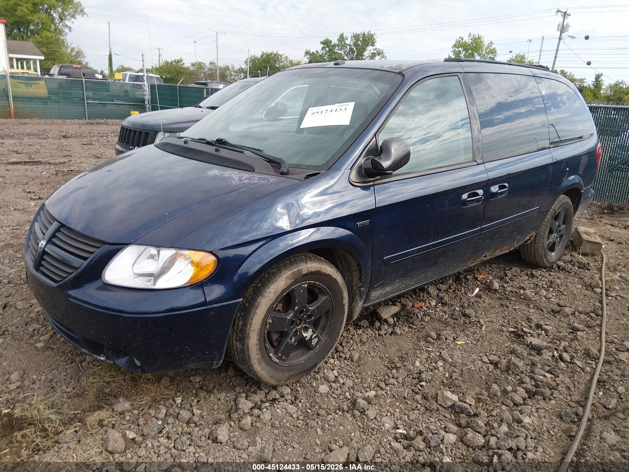 2006 Dodge Grand Caravan Sxt Blue vin: 2D4GP44L86R694556