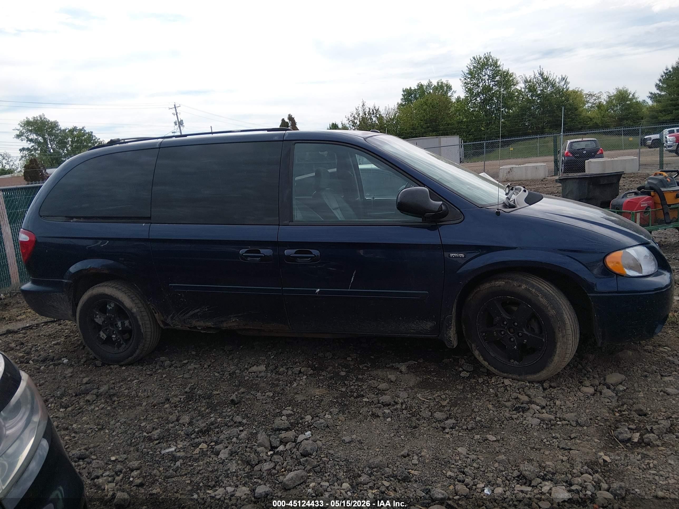 2006 Dodge Grand Caravan Sxt Blue vin: 2D4GP44L86R694556