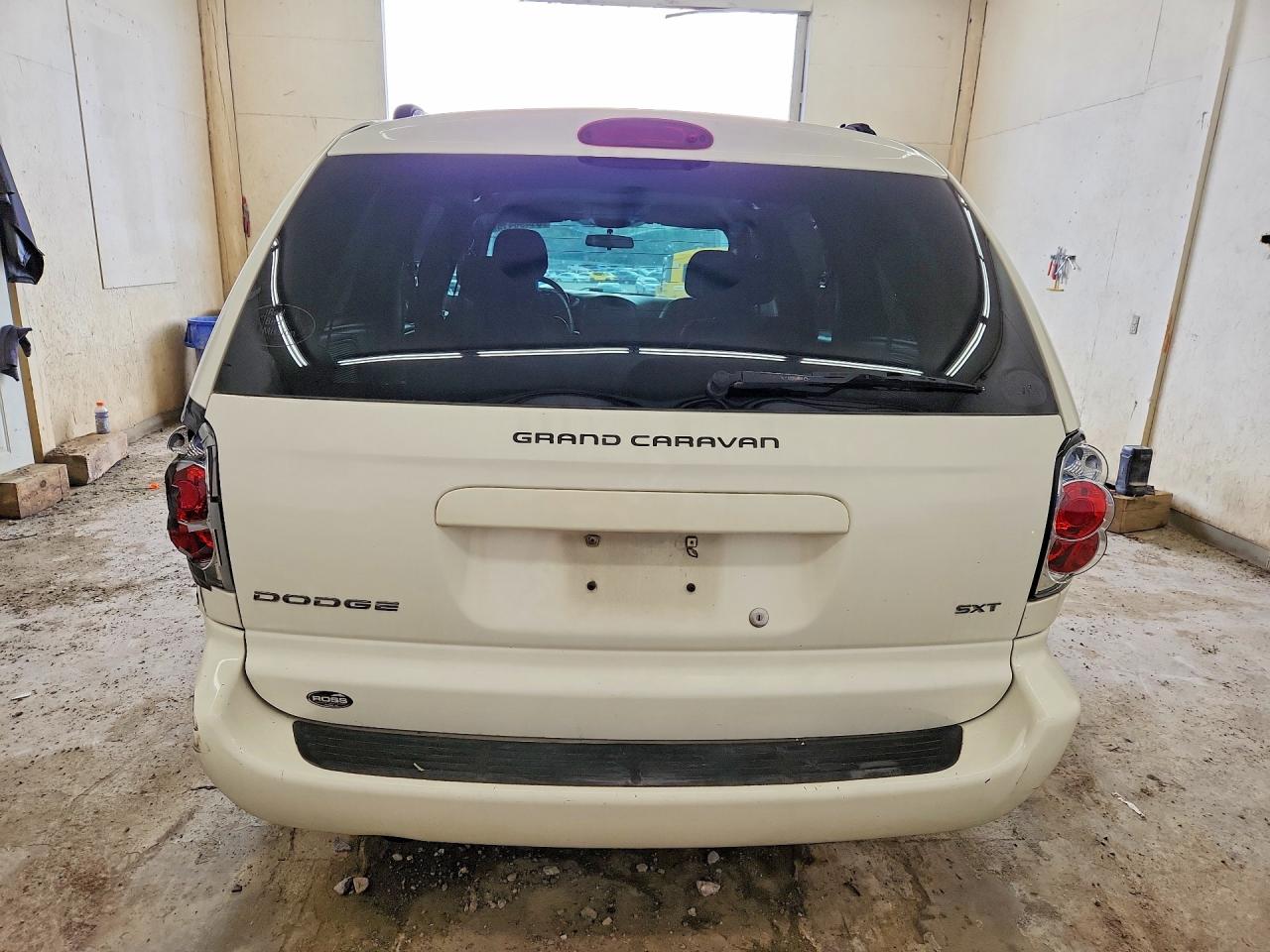 2007 Dodge Grand Caravan Sxt White vin: 2D4GP44L87R269596