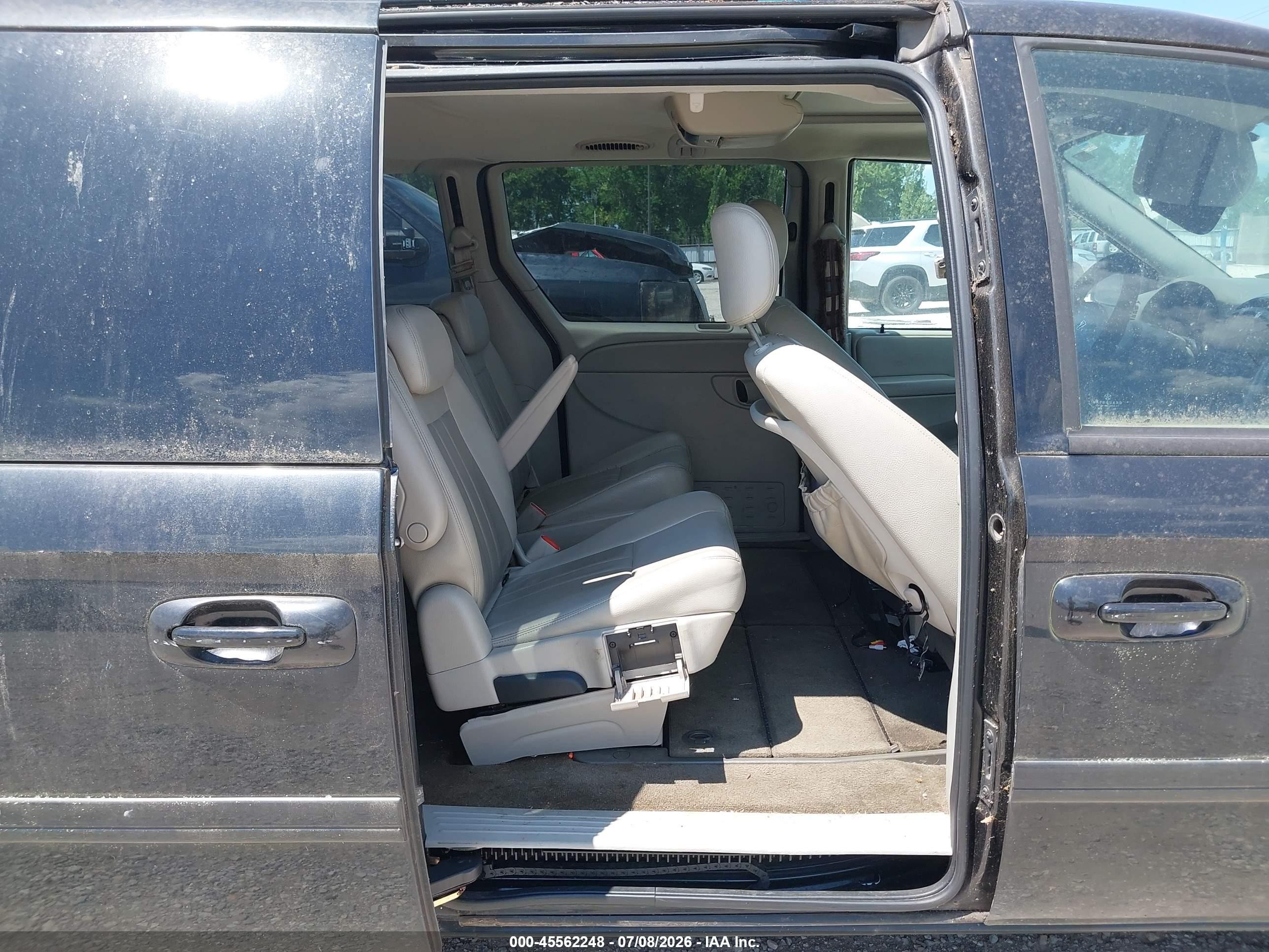 2007 Dodge Grand Caravan Sxt Black vin: 2D4GP44L87R270912