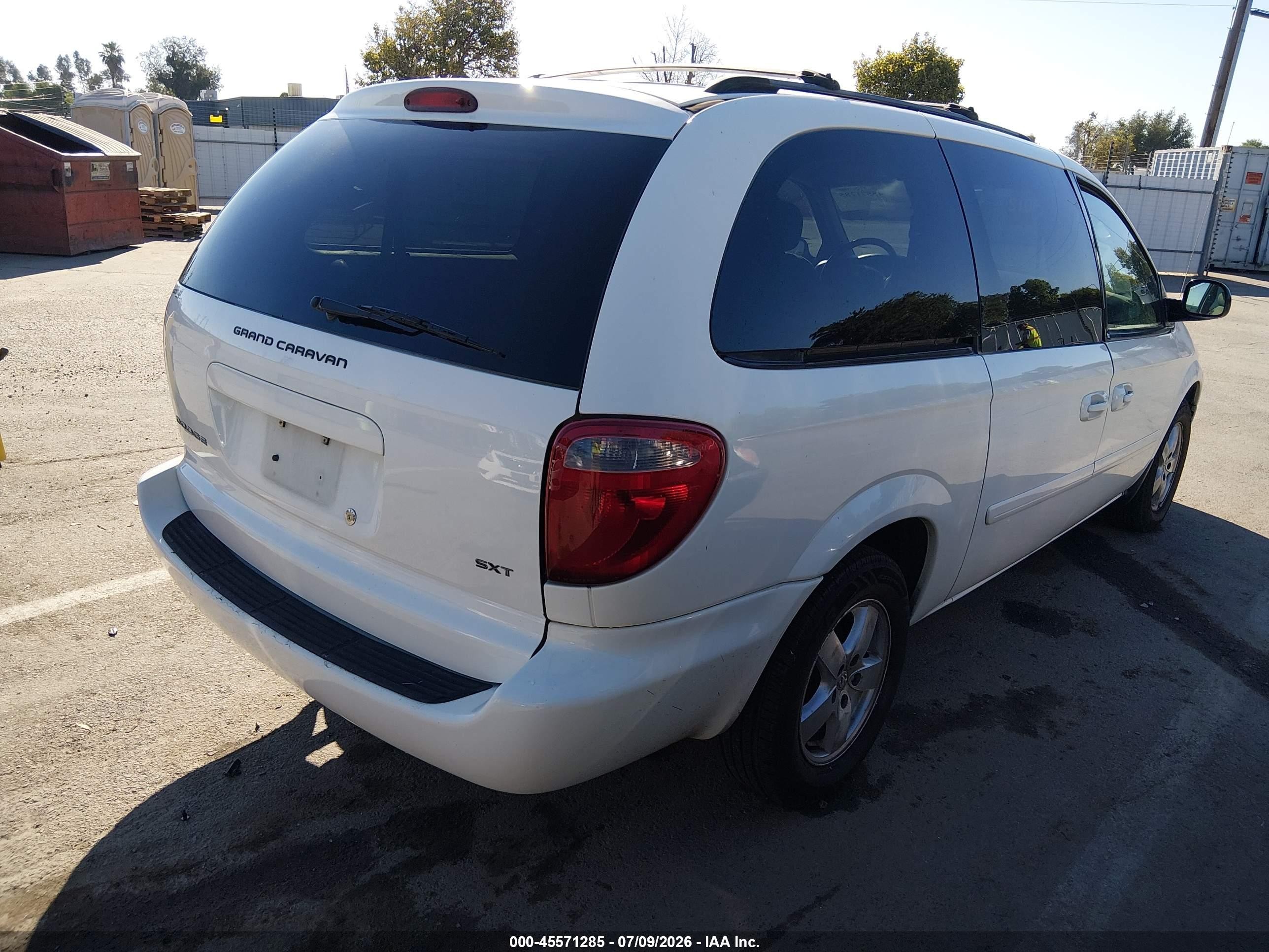 2007 Dodge Grand Caravan Sxt White vin: 2D4GP44L87R314522