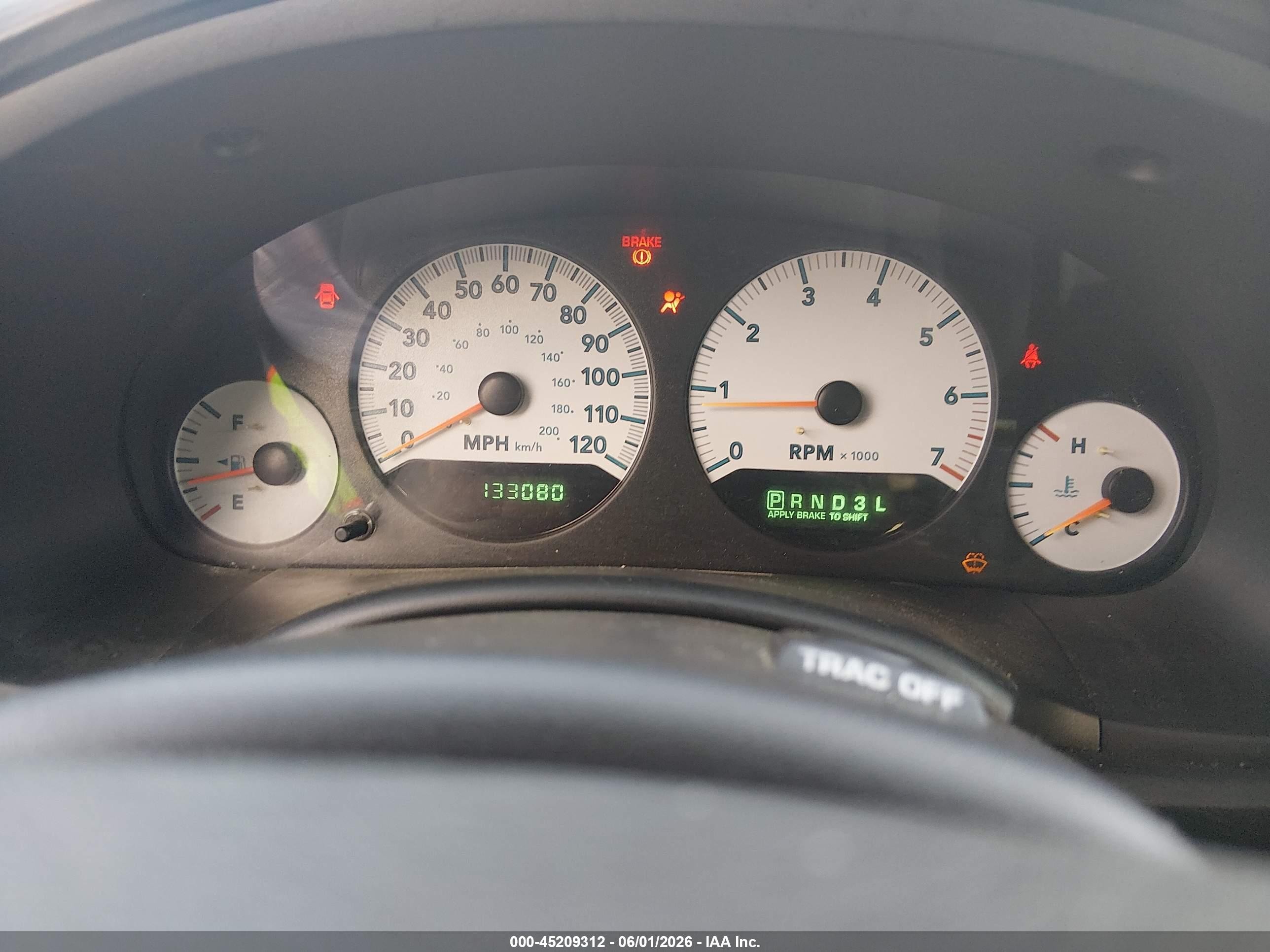 2005 Dodge Grand Caravan Sxt Silver vin: 2D4GP44L95R186465