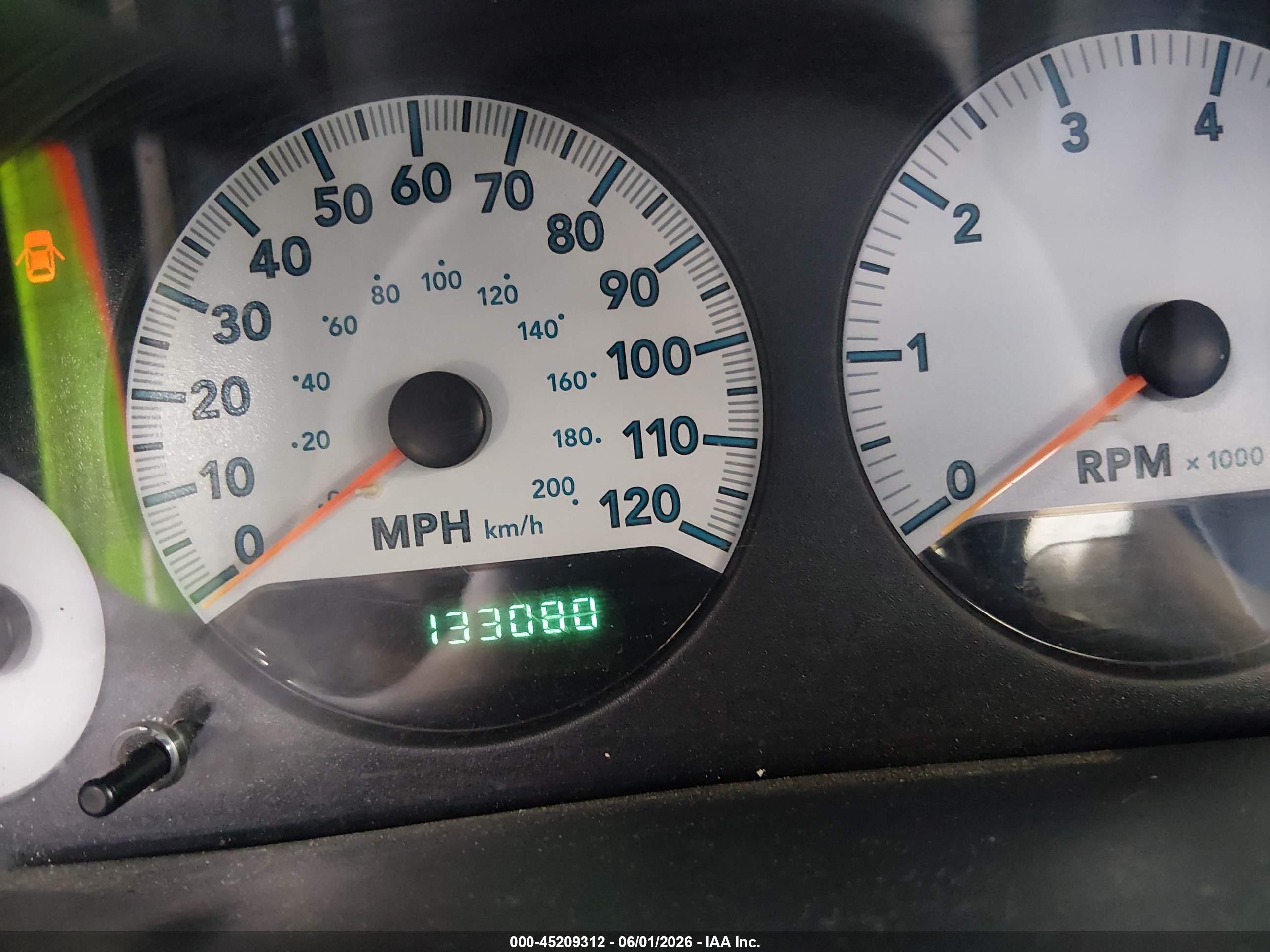 2005 Dodge Grand Caravan Sxt Silver vin: 2D4GP44L95R186465