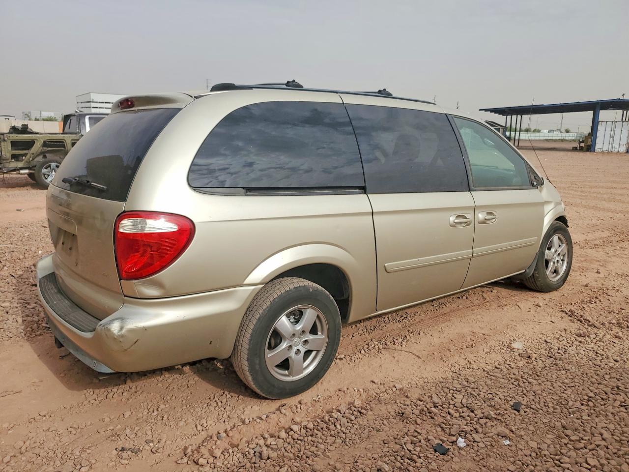 2005 Dodge Grand Caravan Sxt Gold vin: 2D4GP44L95R322450
