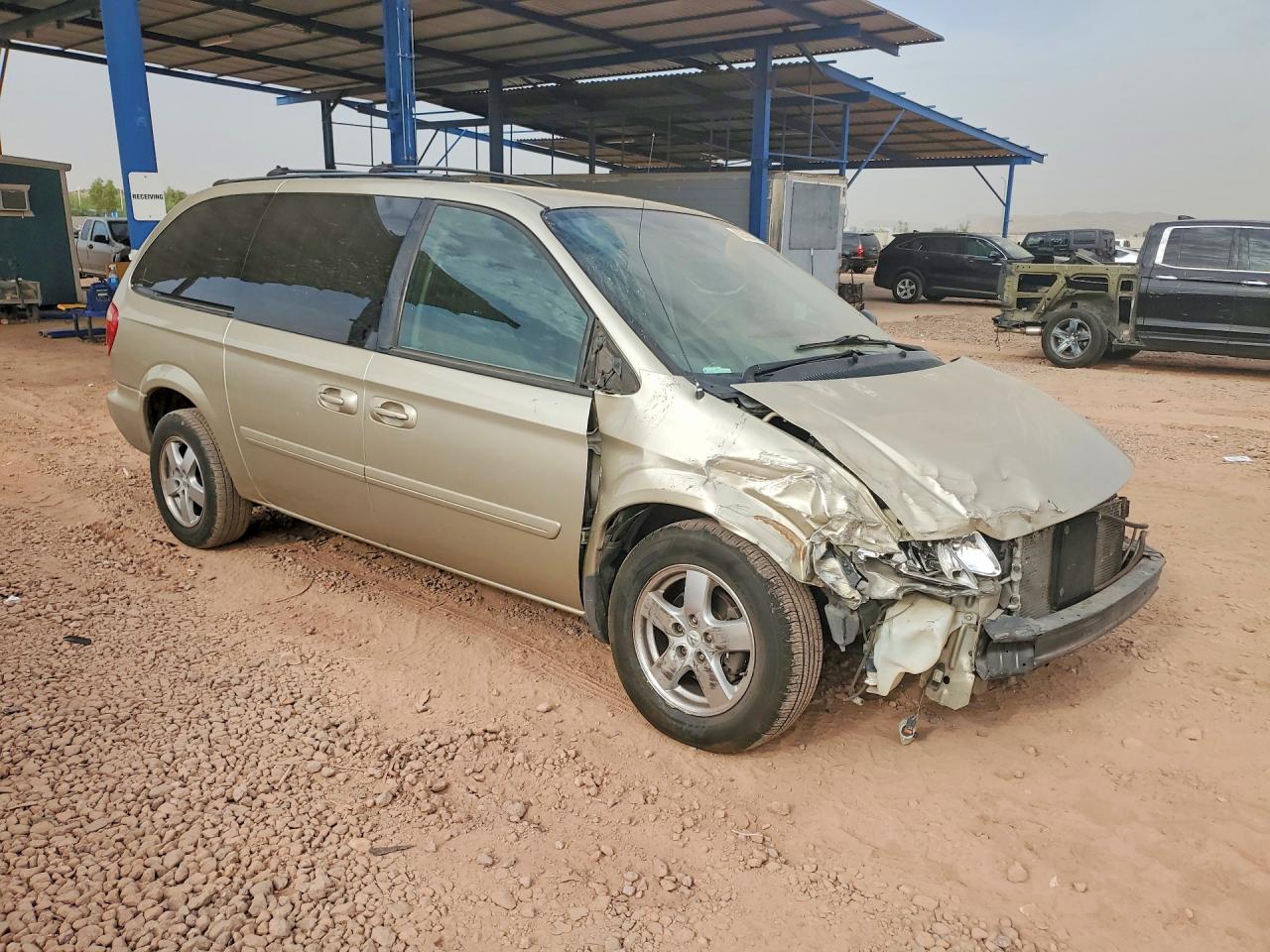 2005 Dodge Grand Caravan Sxt Gold vin: 2D4GP44L95R322450