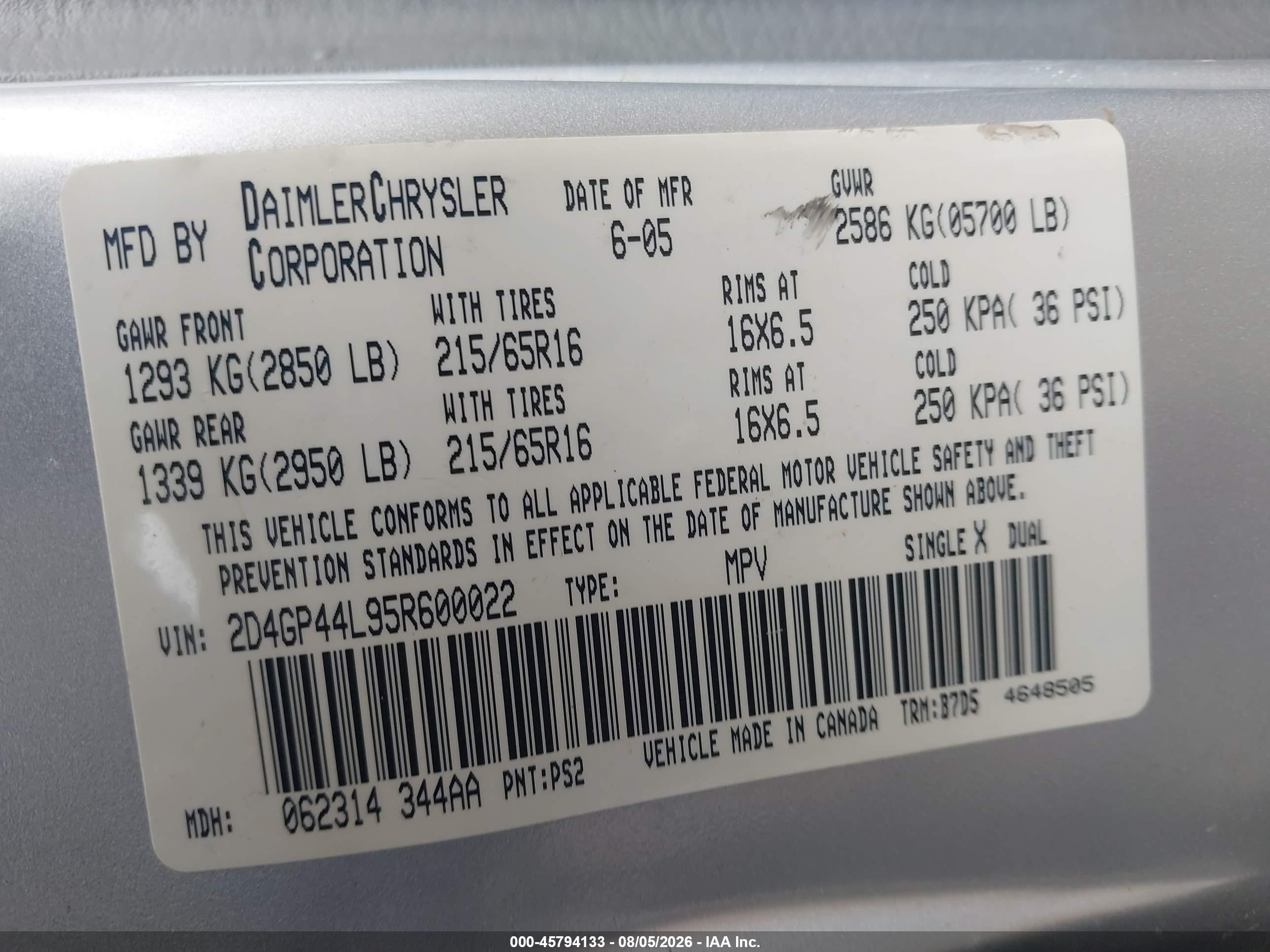 2005 Dodge Grand Caravan Sxt Silver vin: 2D4GP44L95R600022