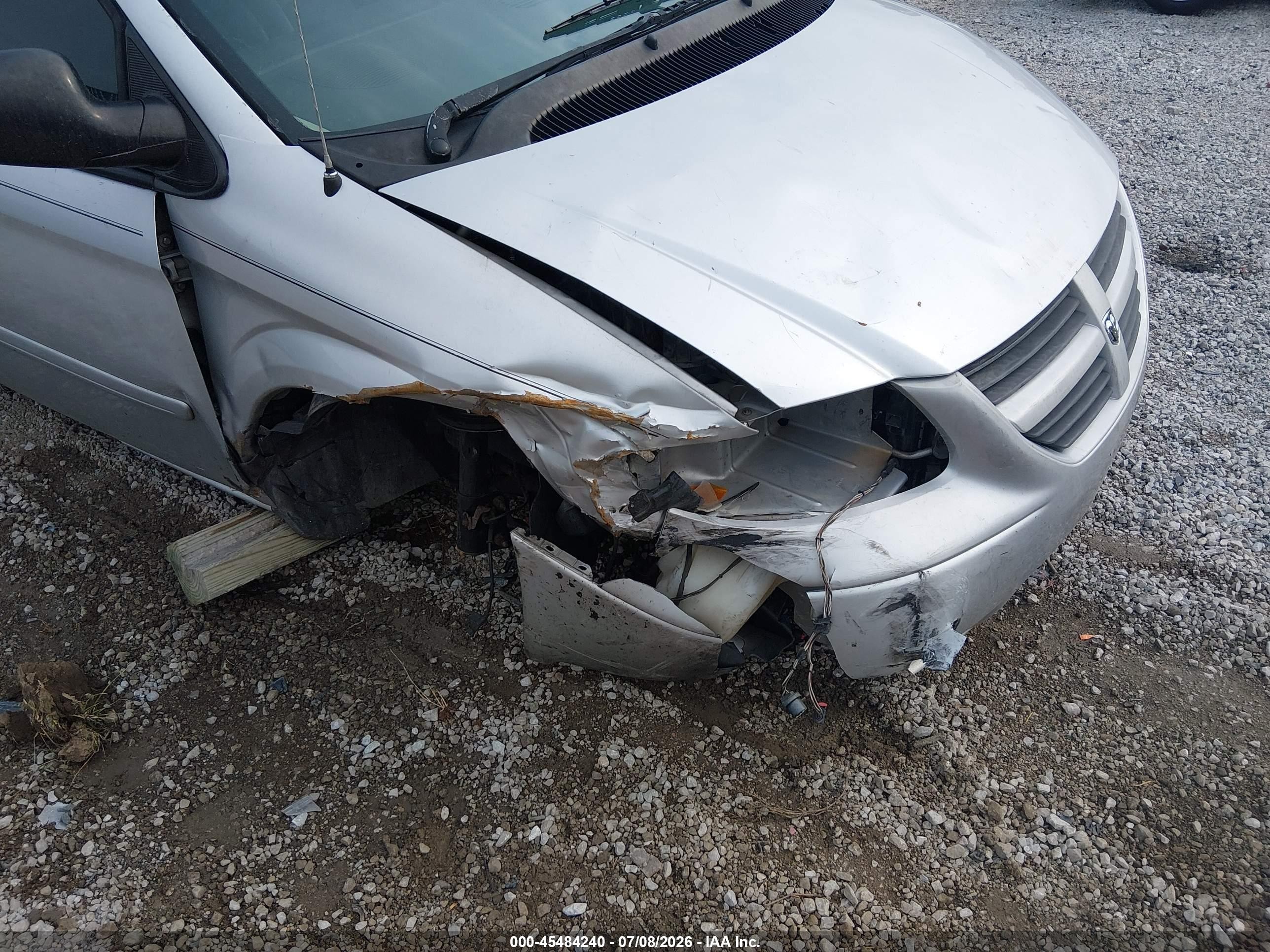 2006 Dodge Grand Caravan Sxt Silver vin: 2D4GP44L96R635564